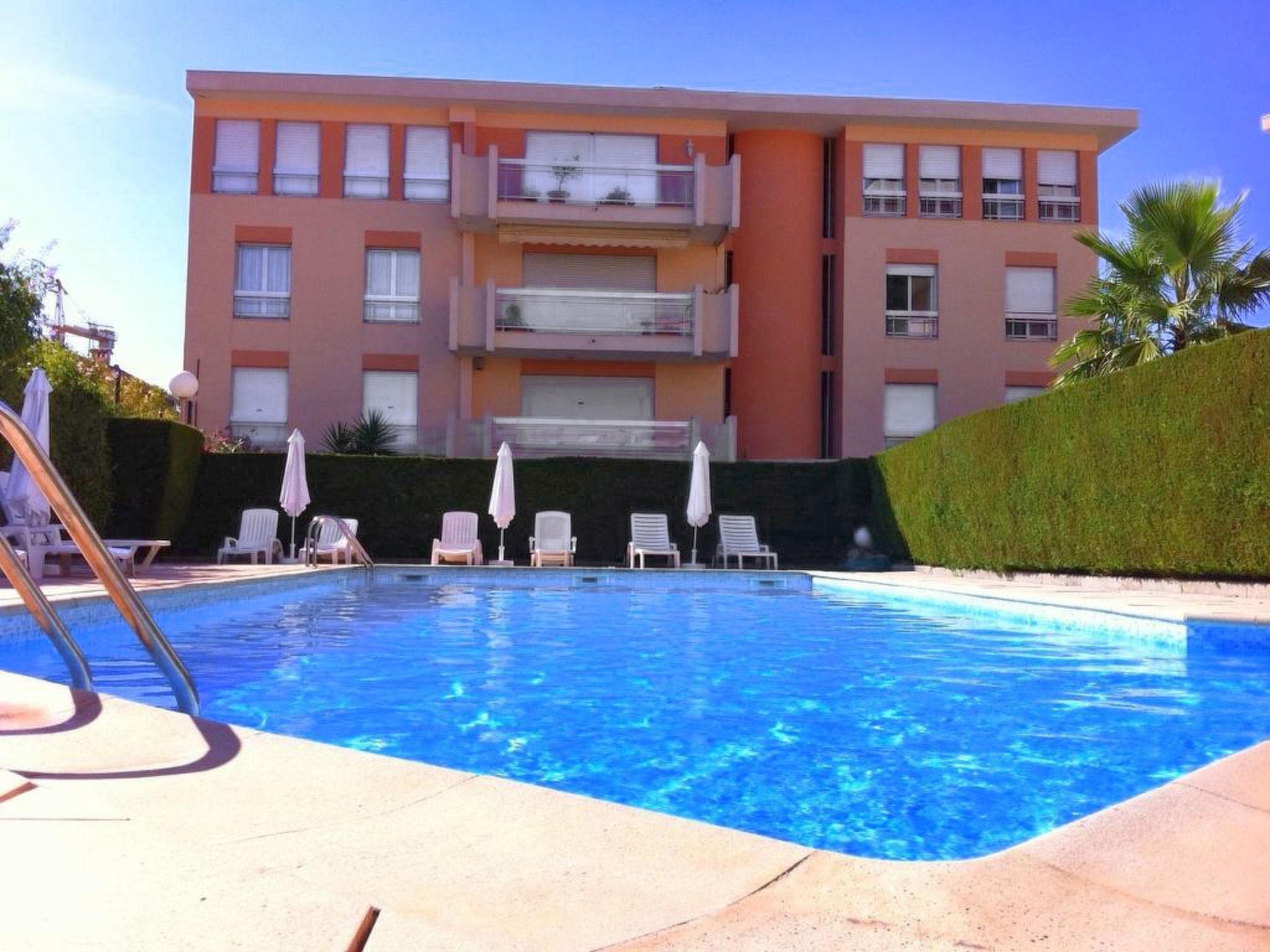 Photo 1 - Appartement de 2 chambres à Cannes avec piscine et jardin