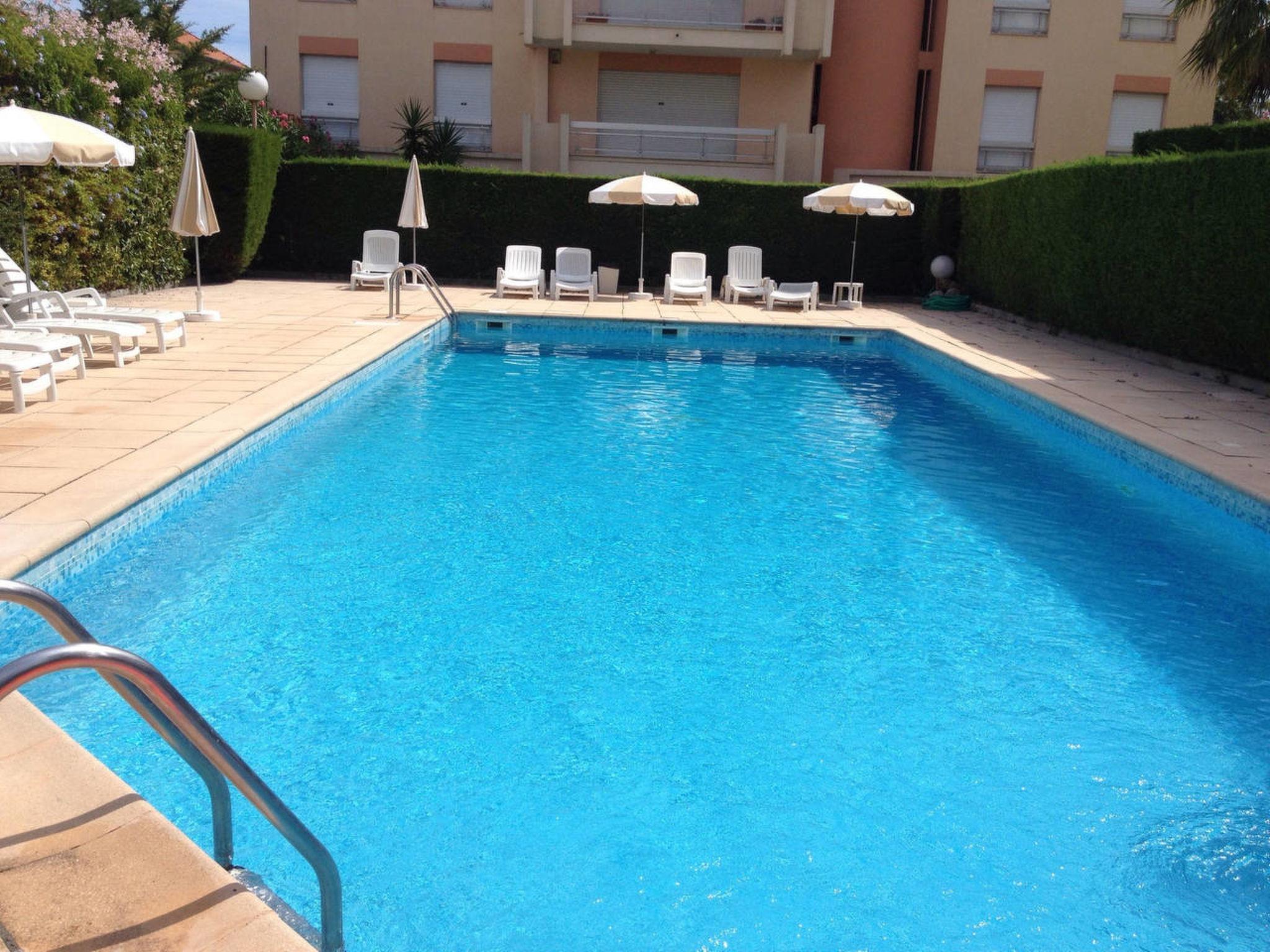 Foto 21 - Apartamento de 2 quartos em Cannes com piscina e jardim