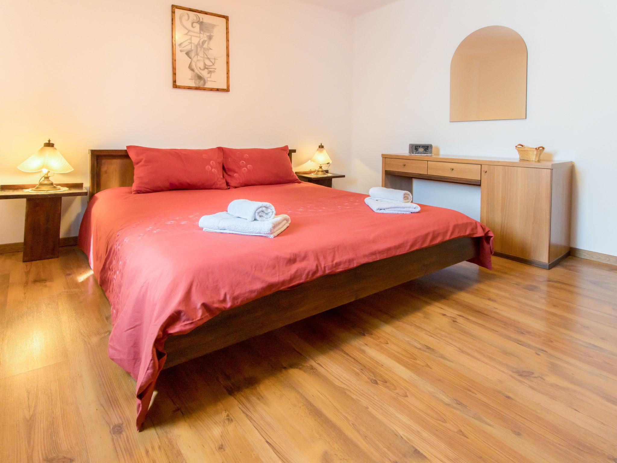 Foto 16 - Casa con 3 camere da letto a Gračišće con piscina privata e terrazza