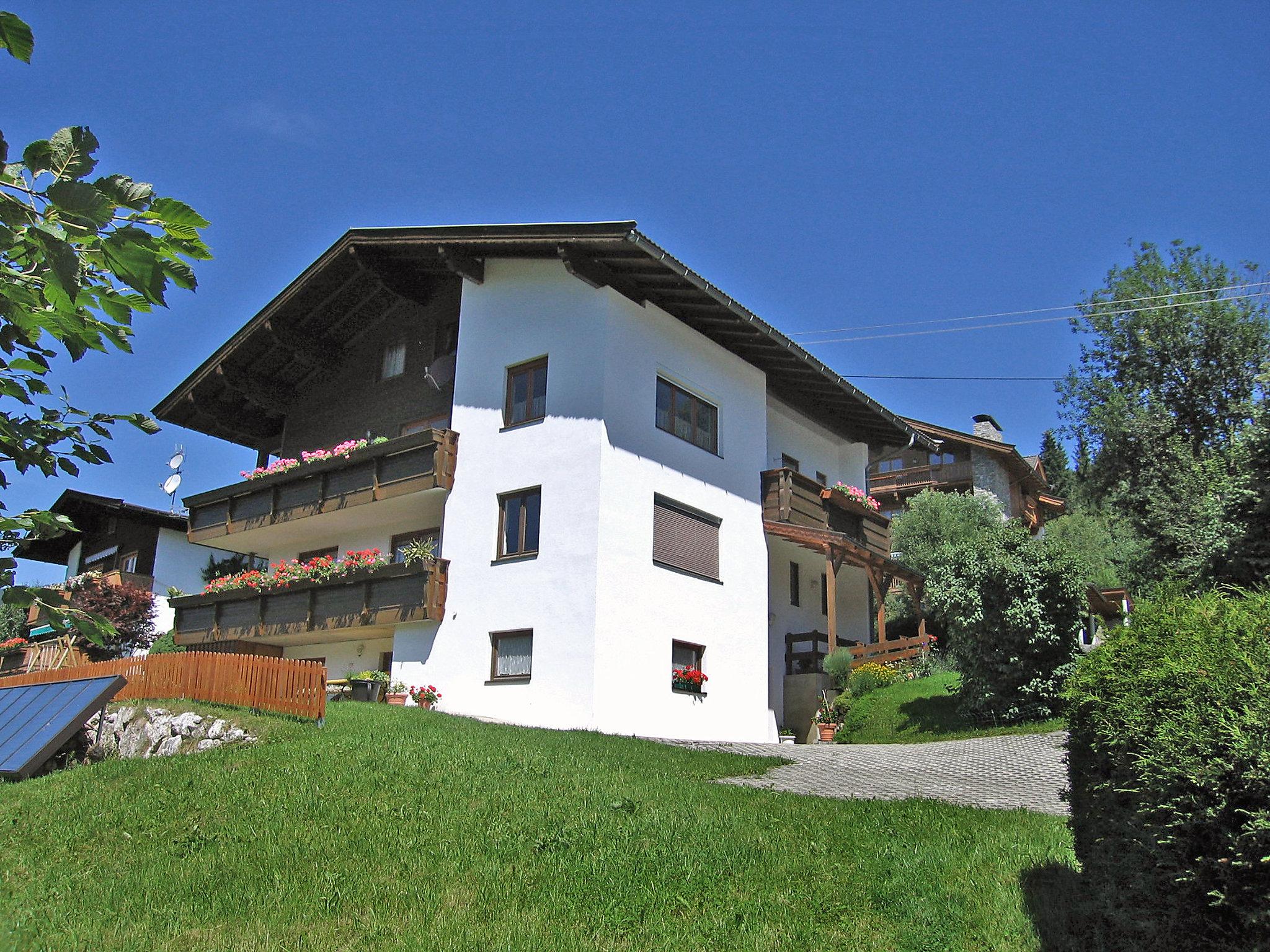 Foto 1 - Appartamento con 3 camere da letto a Kirchberg in Tirol con vista sulle montagne