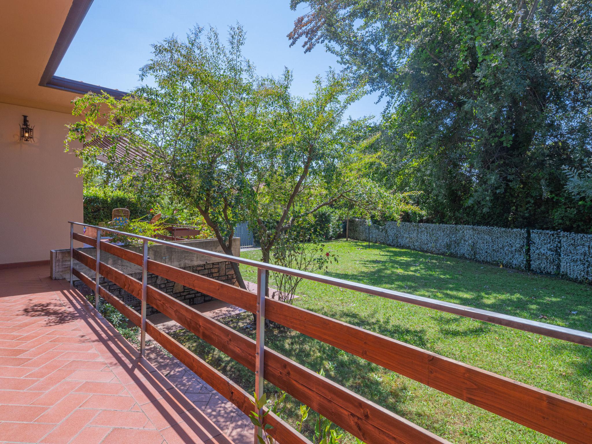 Photo 24 - 3 bedroom House in Pietrasanta with garden