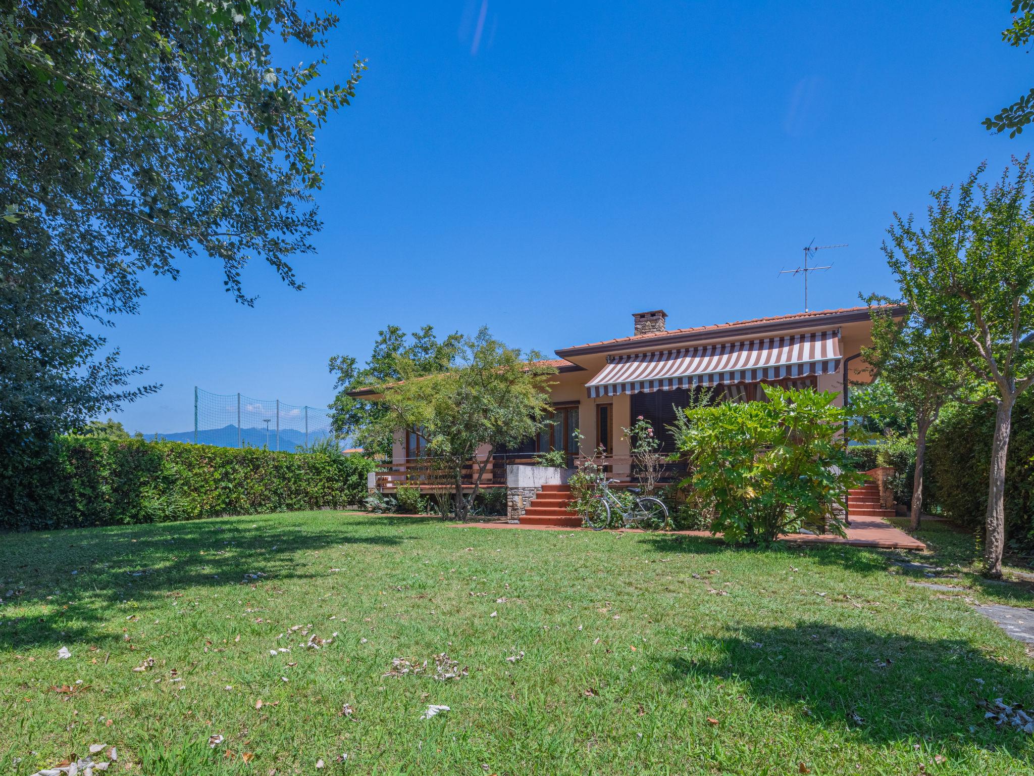 Photo 3 - Maison de 3 chambres à Pietrasanta avec jardin