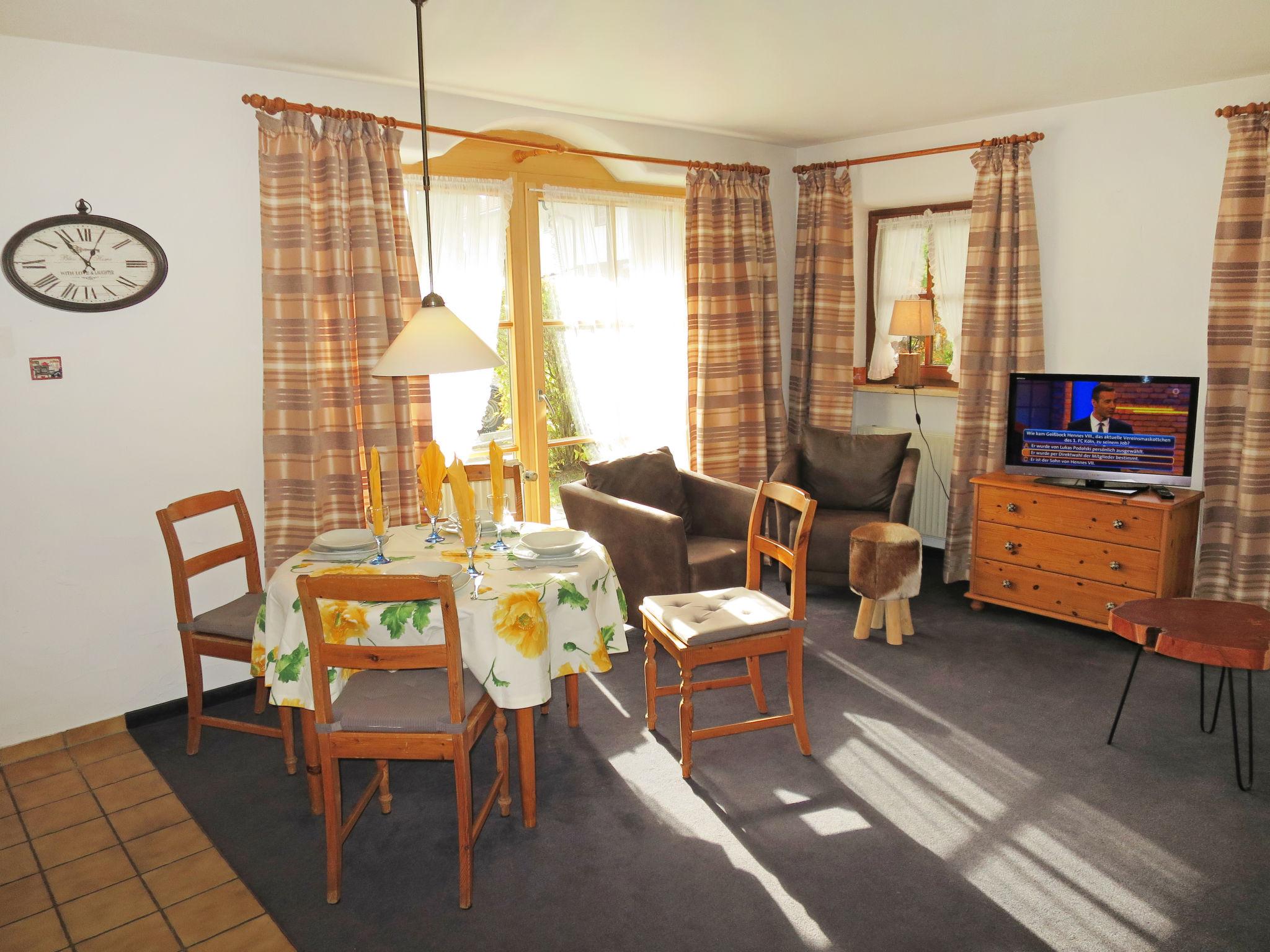 Foto 3 - Appartamento con 1 camera da letto a Ruhpolding con terrazza e vista sulle montagne