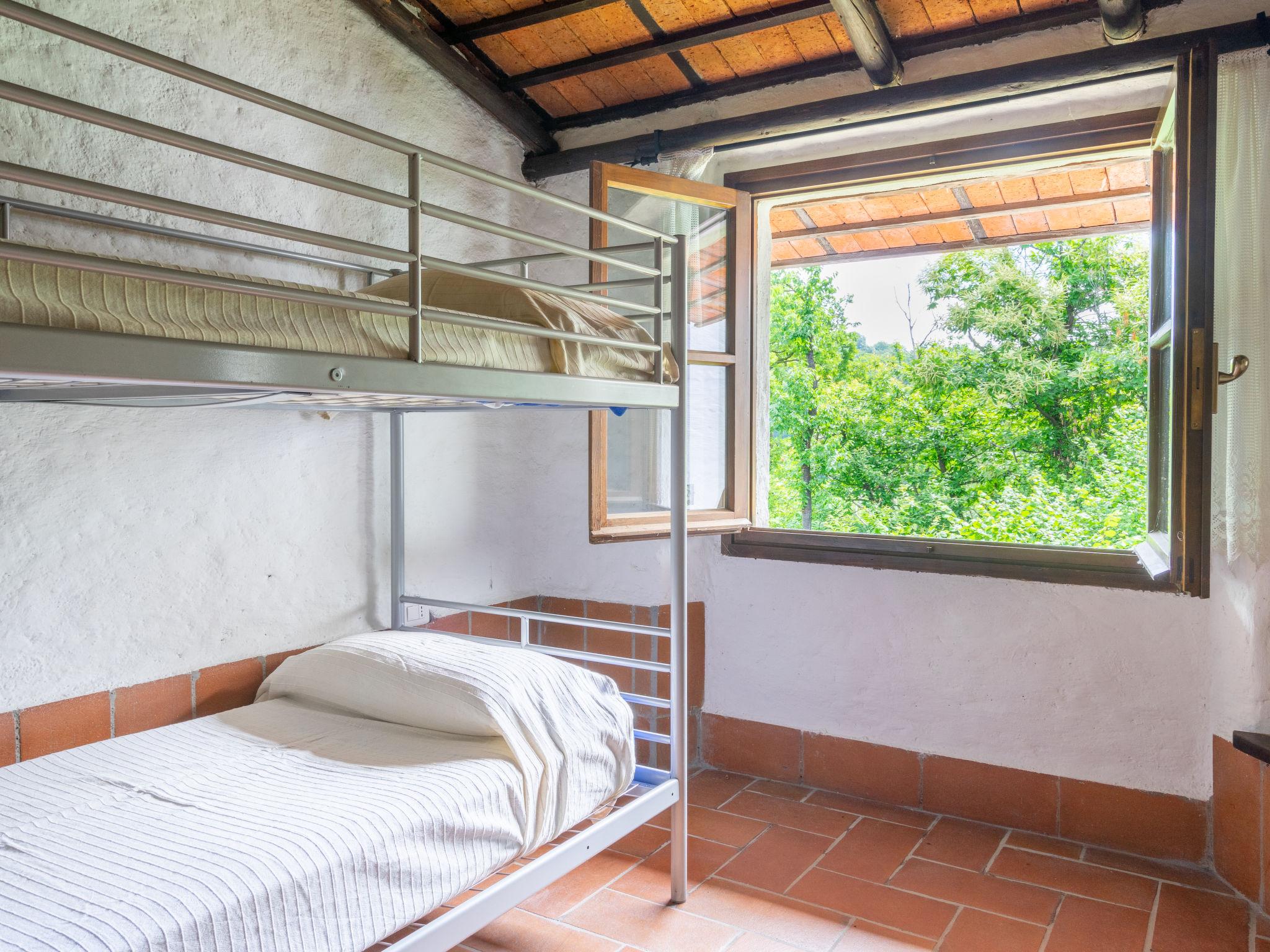 Foto 14 - Haus mit 2 Schlafzimmern in Leggiuno mit terrasse und blick auf die berge