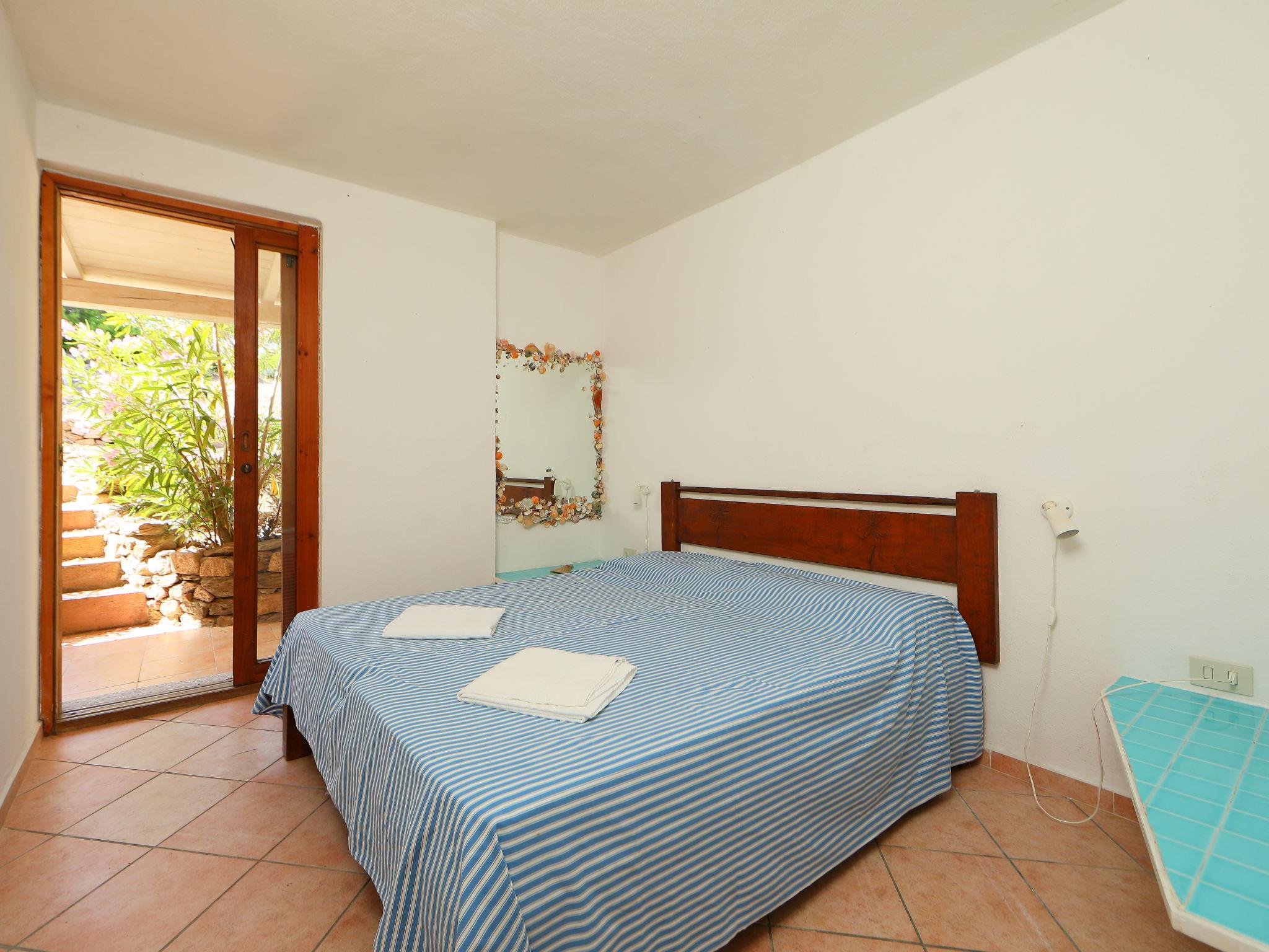 Photo 10 - 3 bedroom Apartment in Golfo Aranci with garden and sea view