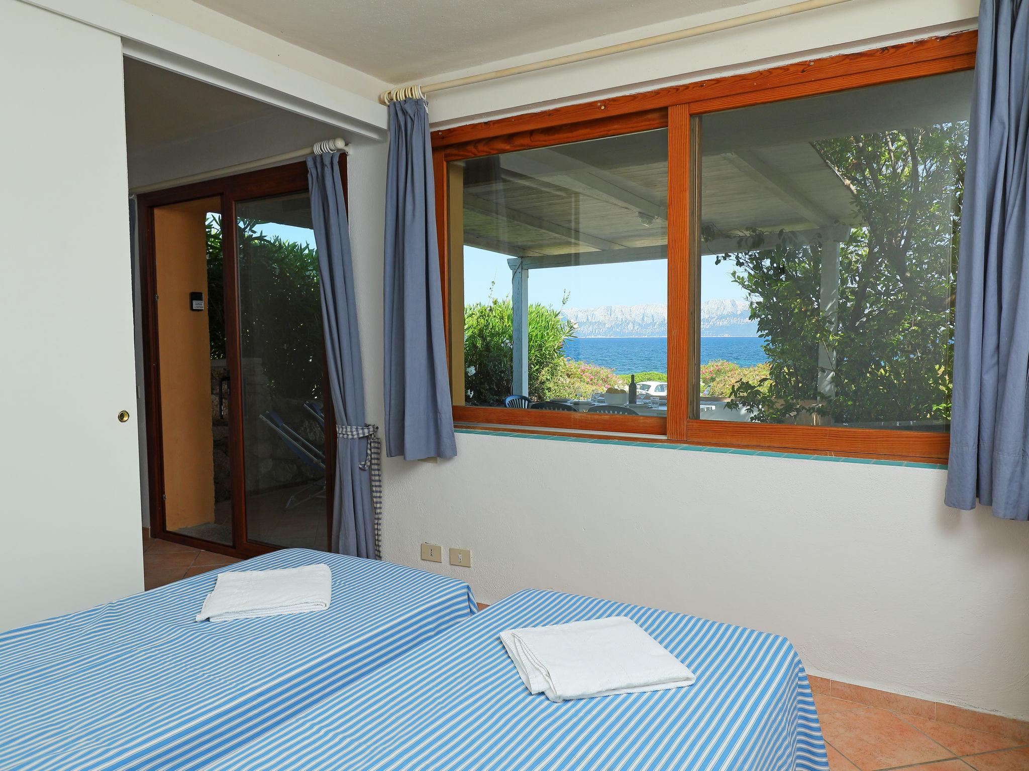 Foto 9 - Appartamento con 3 camere da letto a Golfo Aranci con giardino e vista mare