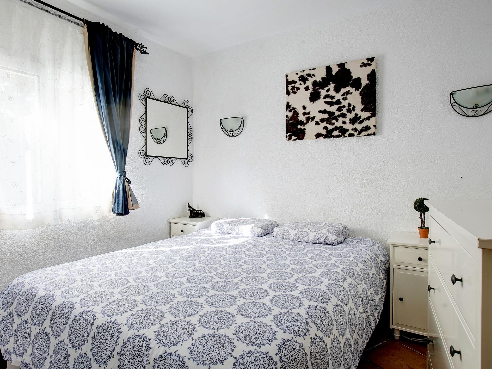 Foto 5 - Apartamento de 2 habitaciones en Dénia con piscina y vistas al mar