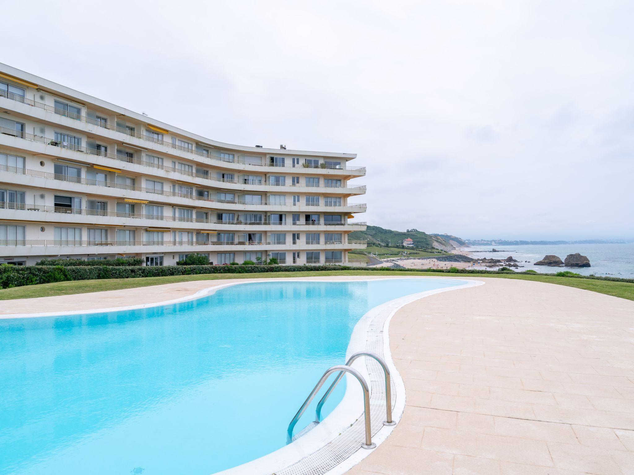 Foto 1 - Appartamento con 1 camera da letto a Biarritz con piscina e vista mare