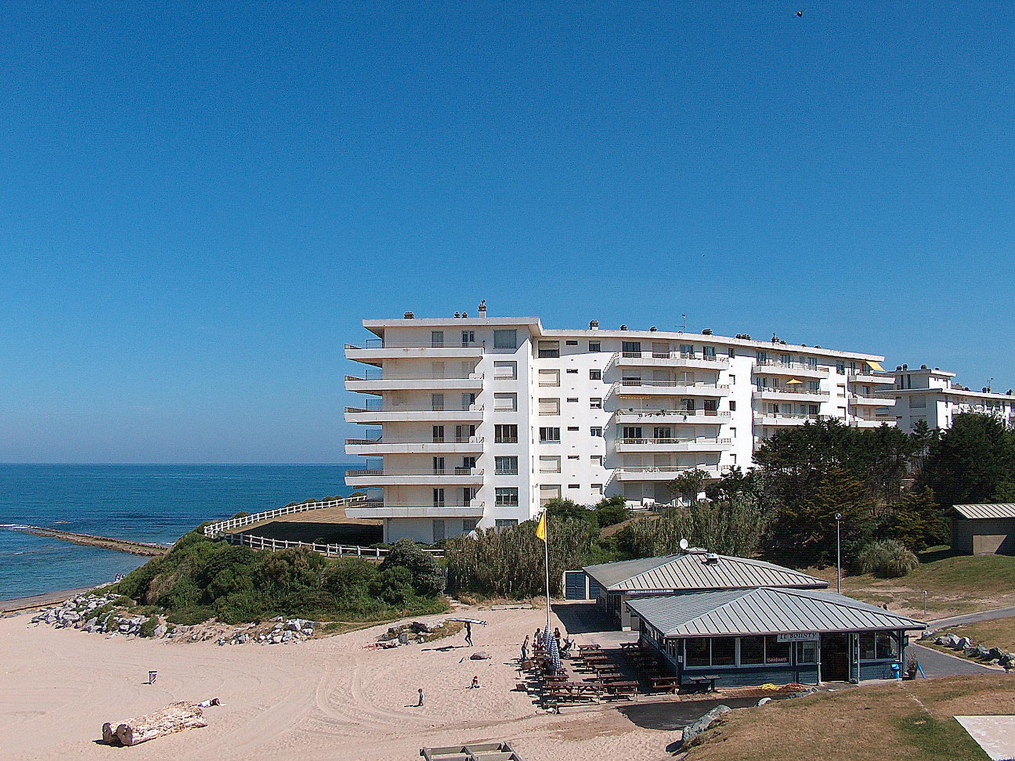 Foto 14 - Apartamento de 1 habitación en Biarritz con piscina y vistas al mar