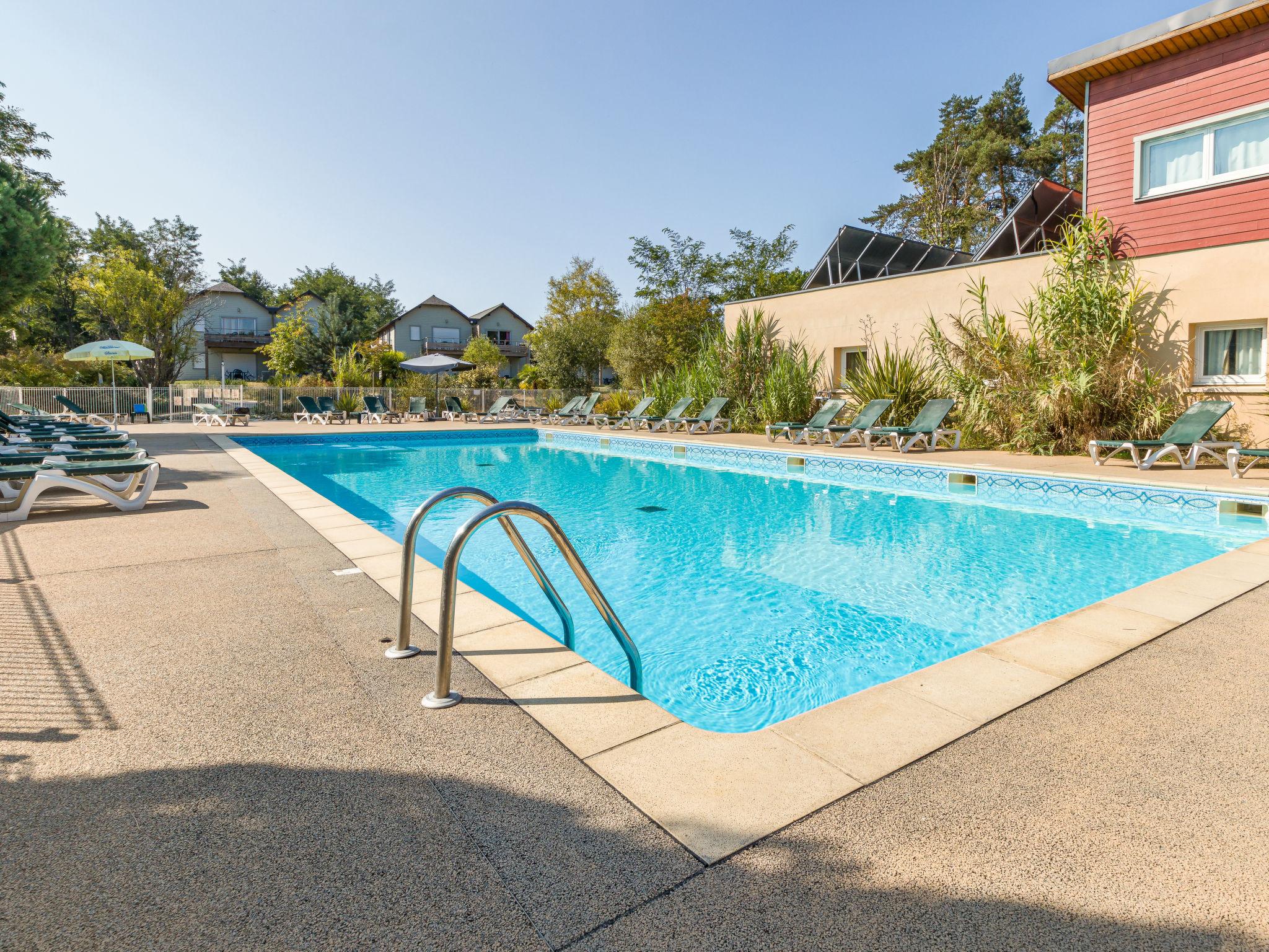 Foto 21 - Apartamento de 1 quarto em Chaveignes com piscina e terraço