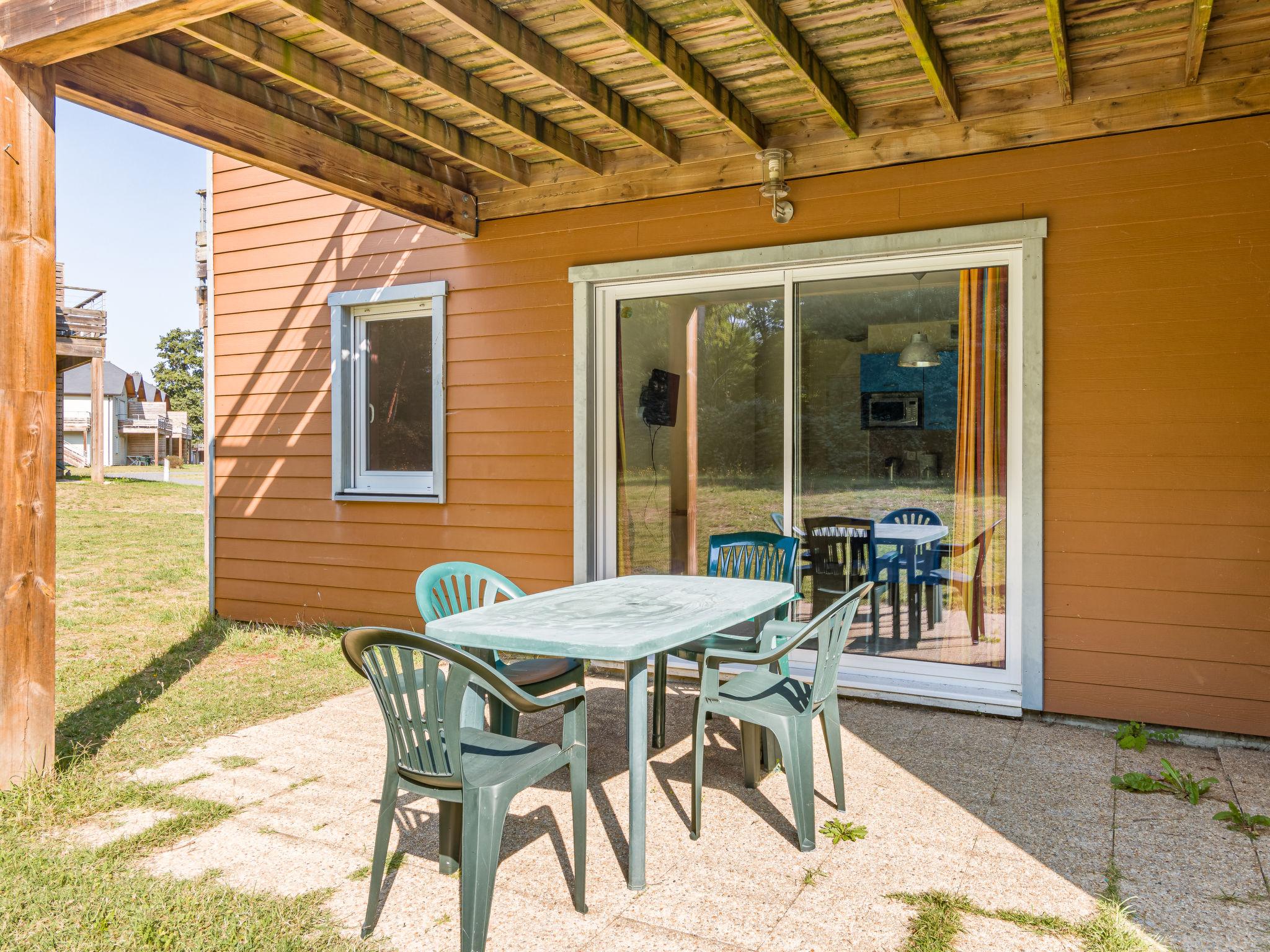 Photo 2 - Appartement de 2 chambres à Chaveignes avec piscine et terrasse