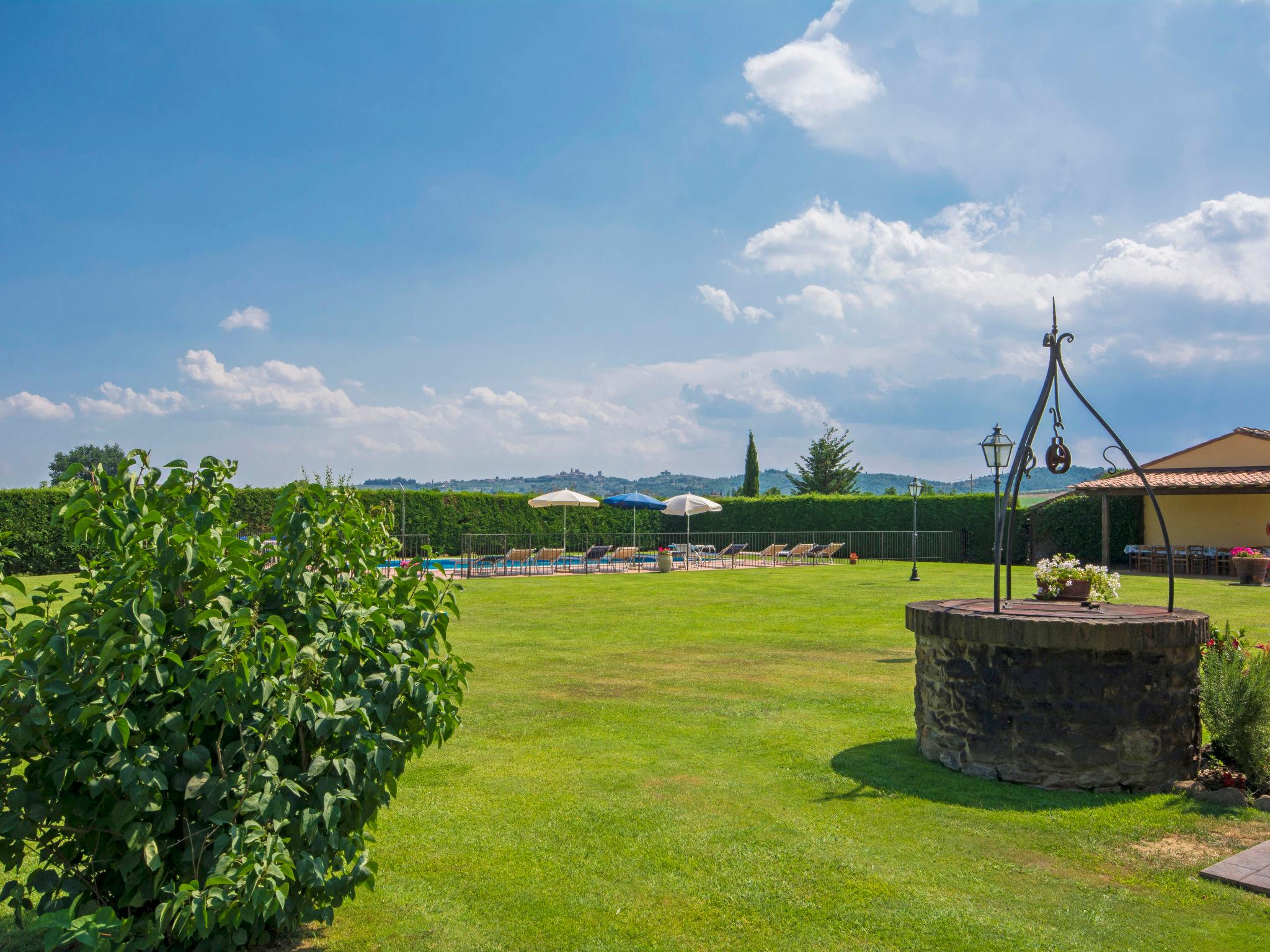 Foto 6 - Casa de 8 quartos em Monte San Savino com piscina privada e jardim