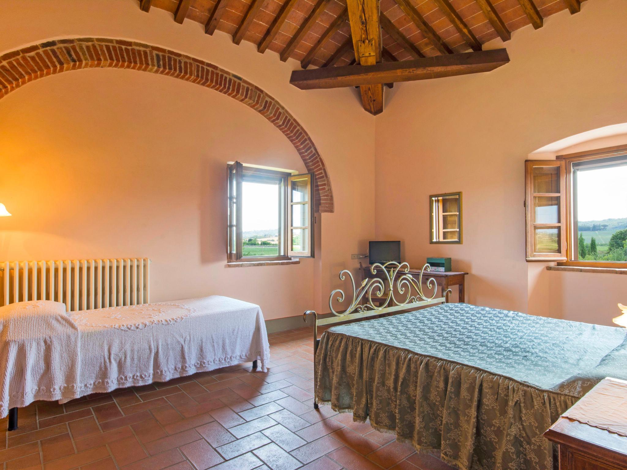Foto 14 - Casa con 6 camere da letto a Monte San Savino con piscina privata e giardino
