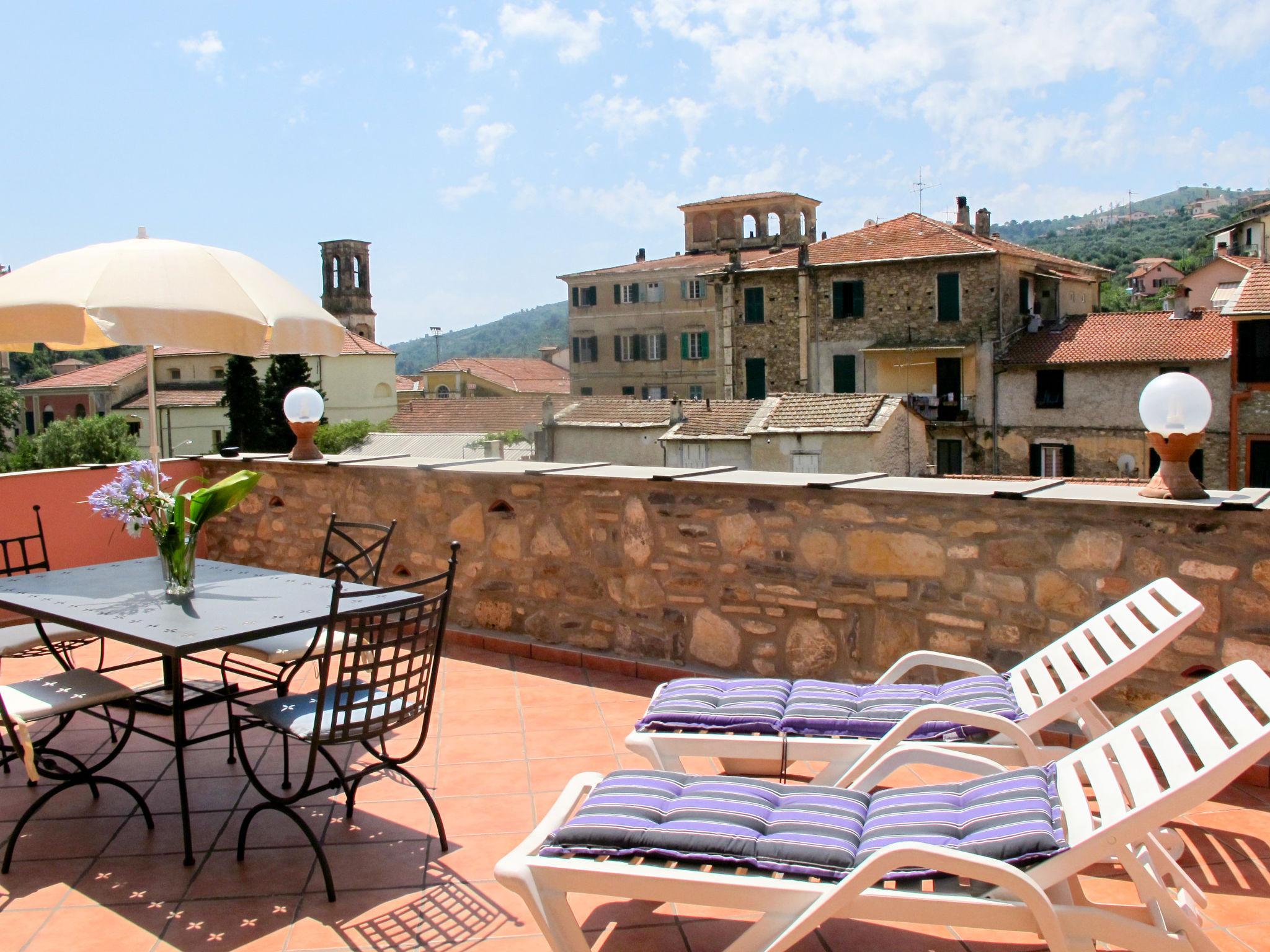 Photo 1 - 2 bedroom Apartment in Dolcedo with garden and terrace