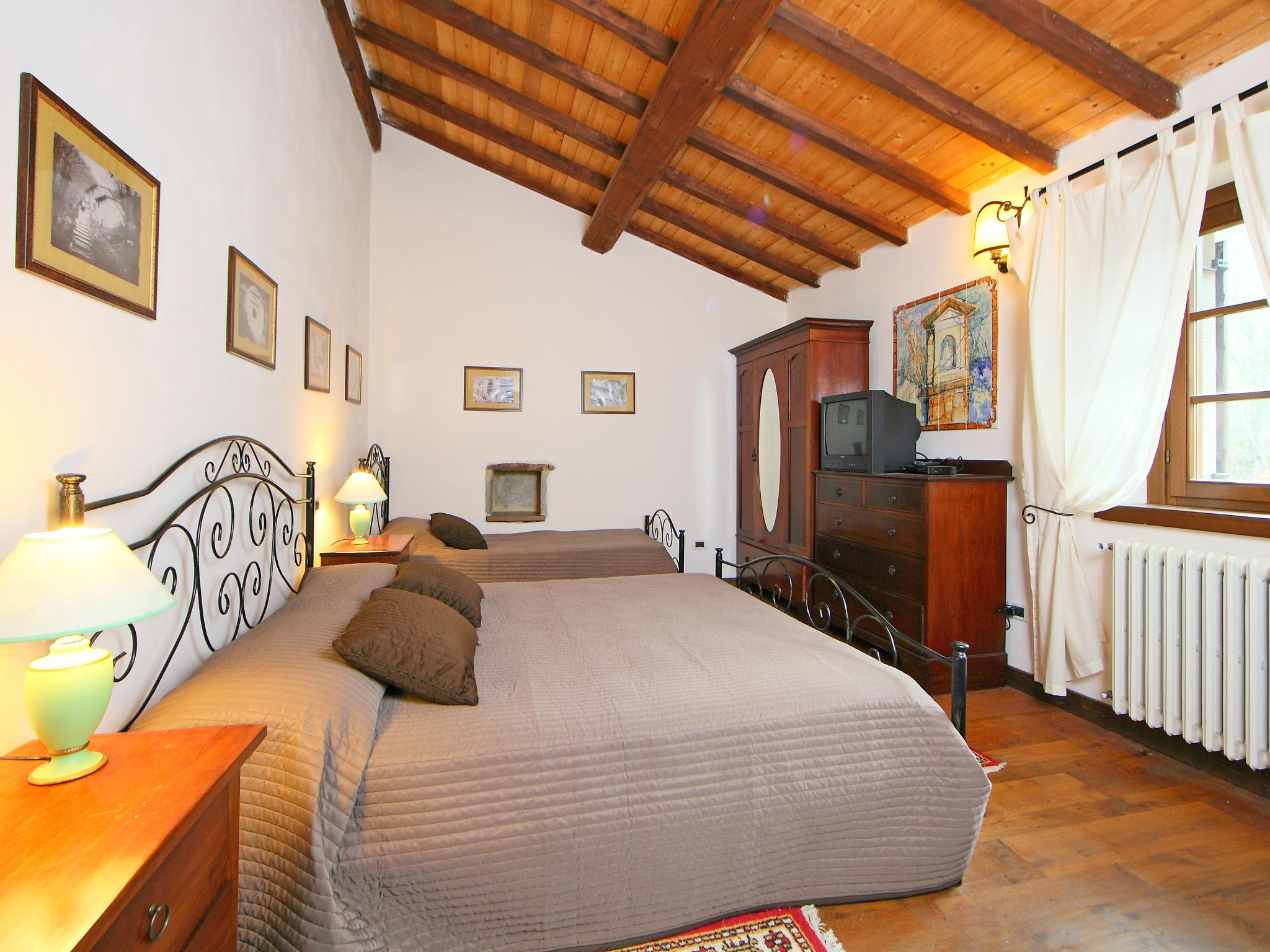 Photo 9 - 4 bedroom House in Sansepolcro with private pool and garden