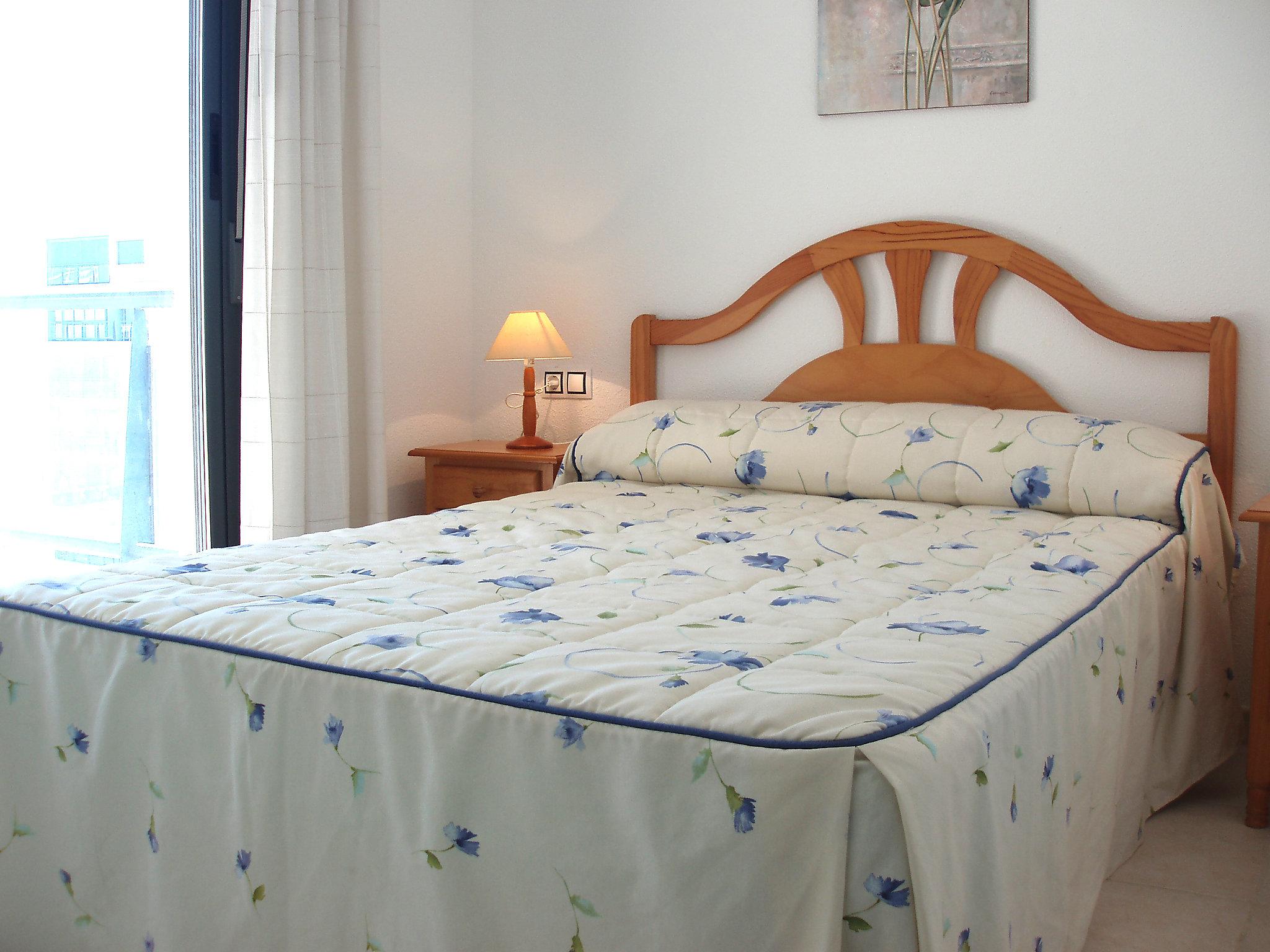 Foto 11 - Apartamento de 2 quartos em Villajoyosa com piscina e vistas do mar