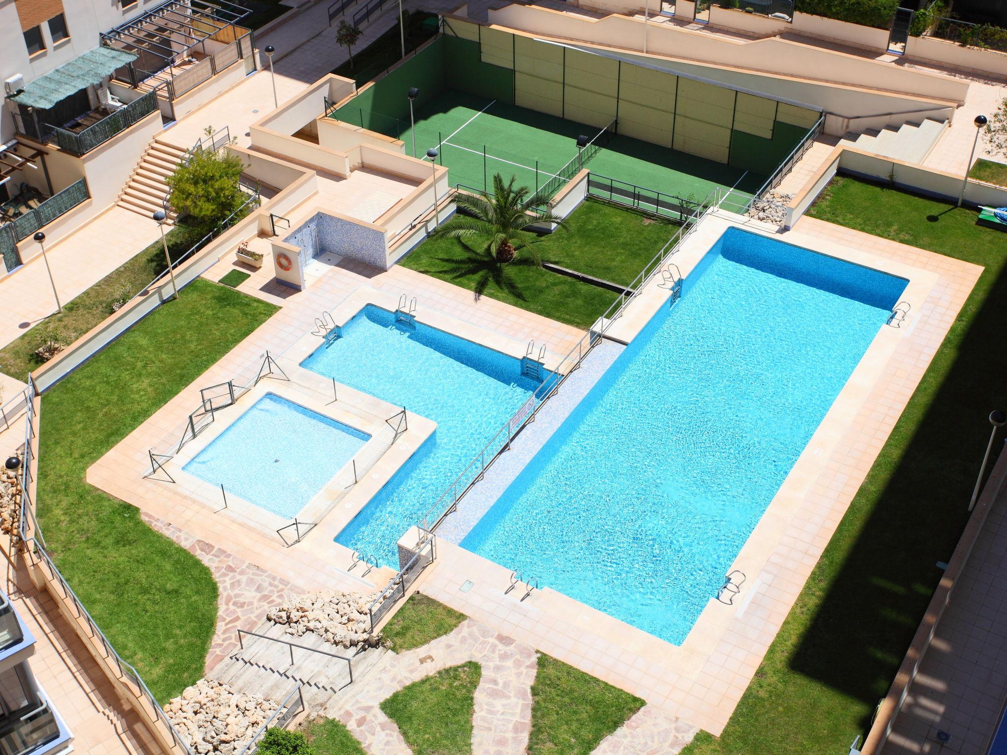 Foto 3 - Apartamento de 2 quartos em Villajoyosa com piscina e vistas do mar