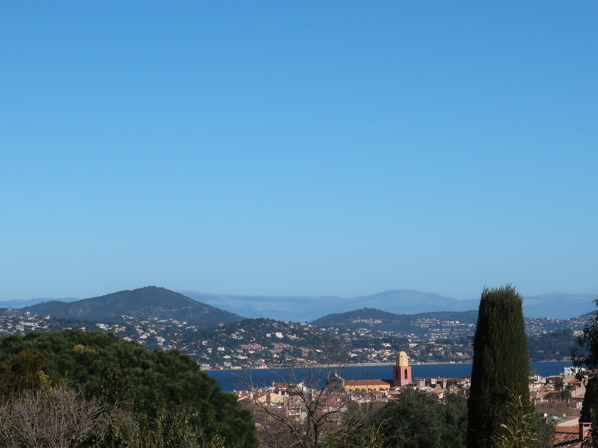 Photo 13 - Apartment in Saint-Tropez with sea view