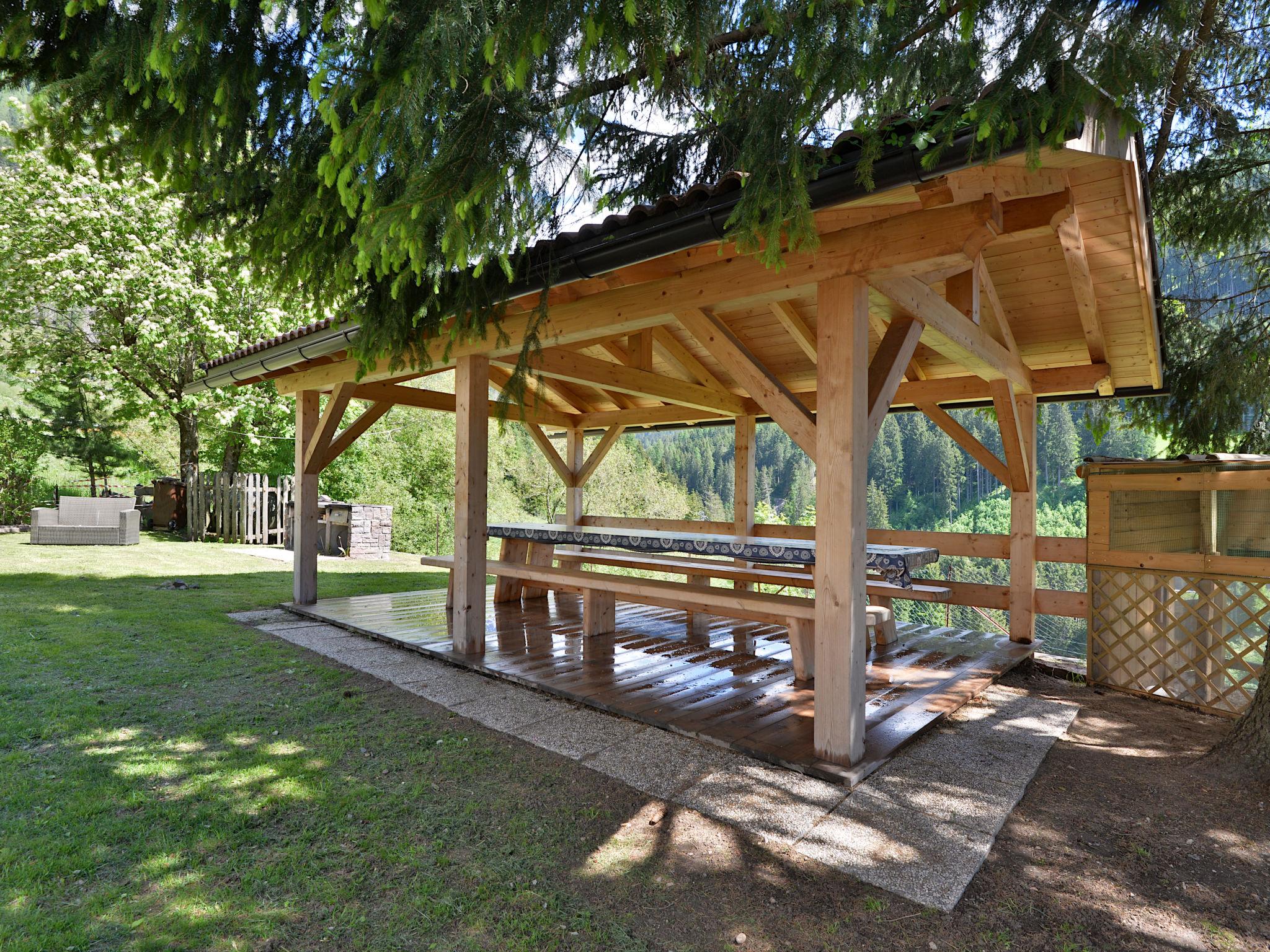 Photo 2 - Appartement de 3 chambres à Moena avec jardin et vues sur la montagne