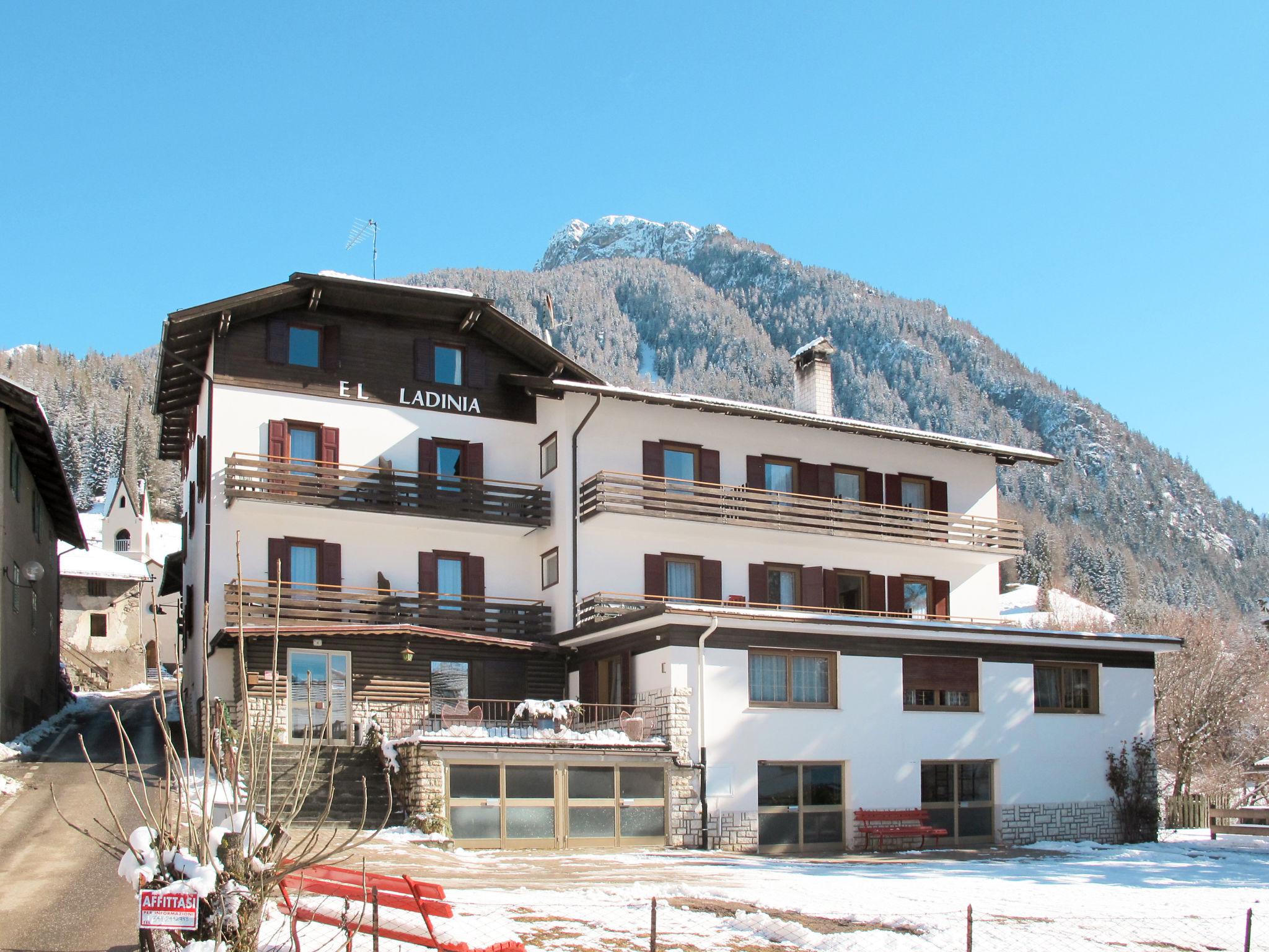 Photo 22 - Appartement de 3 chambres à Moena avec jardin et vues sur la montagne