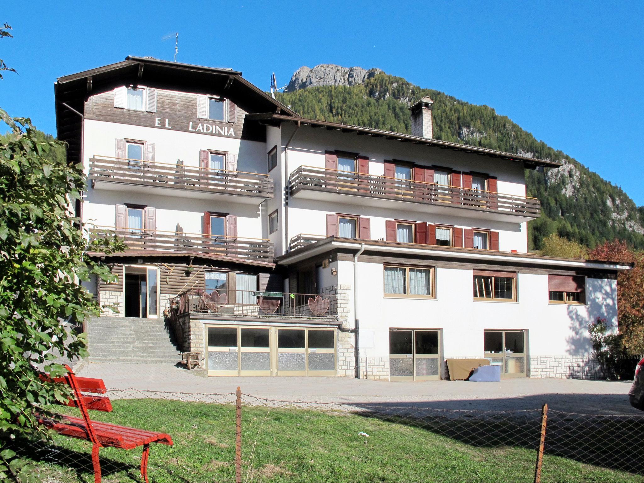 Foto 1 - Apartamento de 3 habitaciones en Moena con jardín y vistas a la montaña