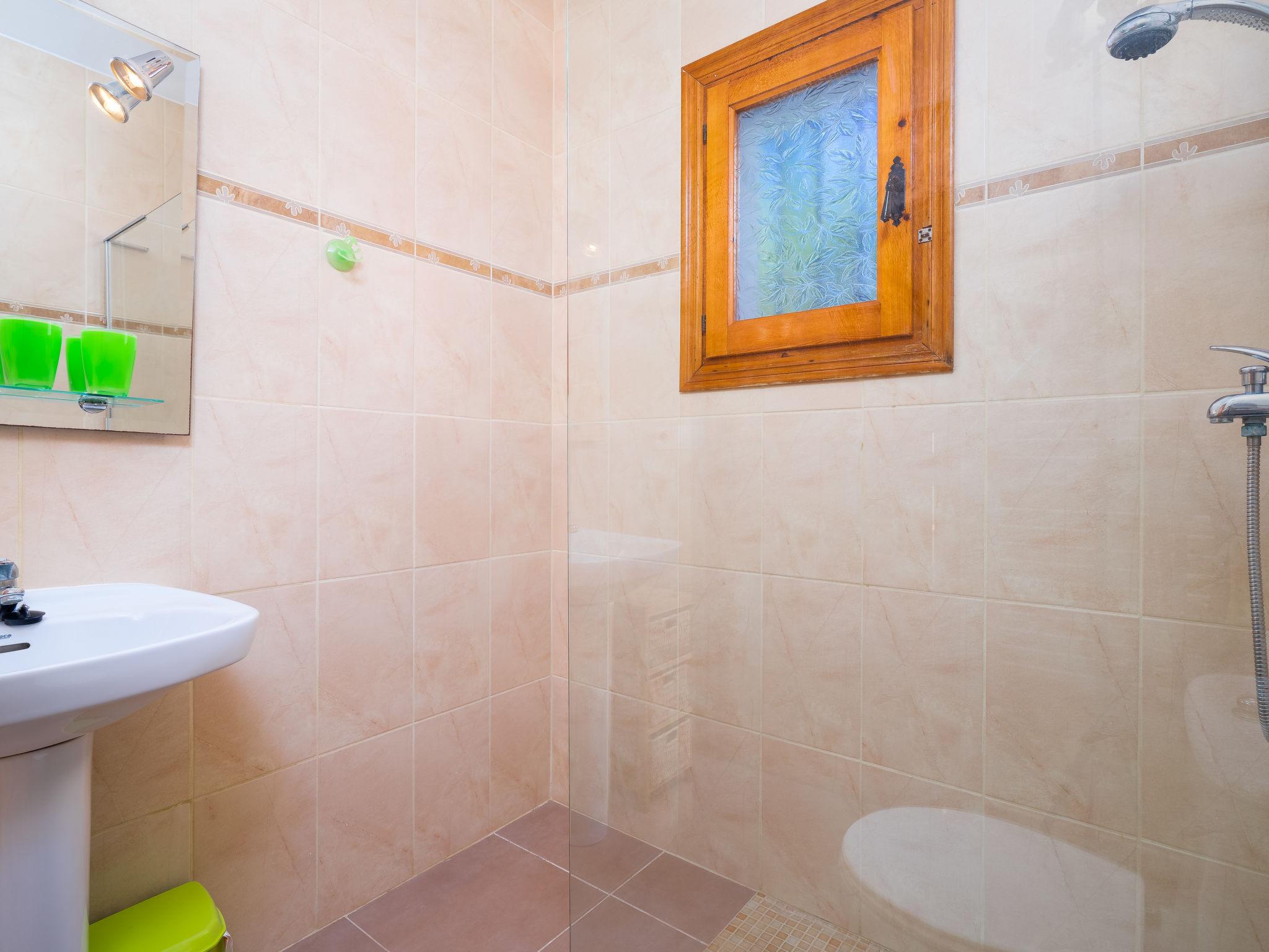 Photo 14 - 5 bedroom House in Teulada with private pool and garden