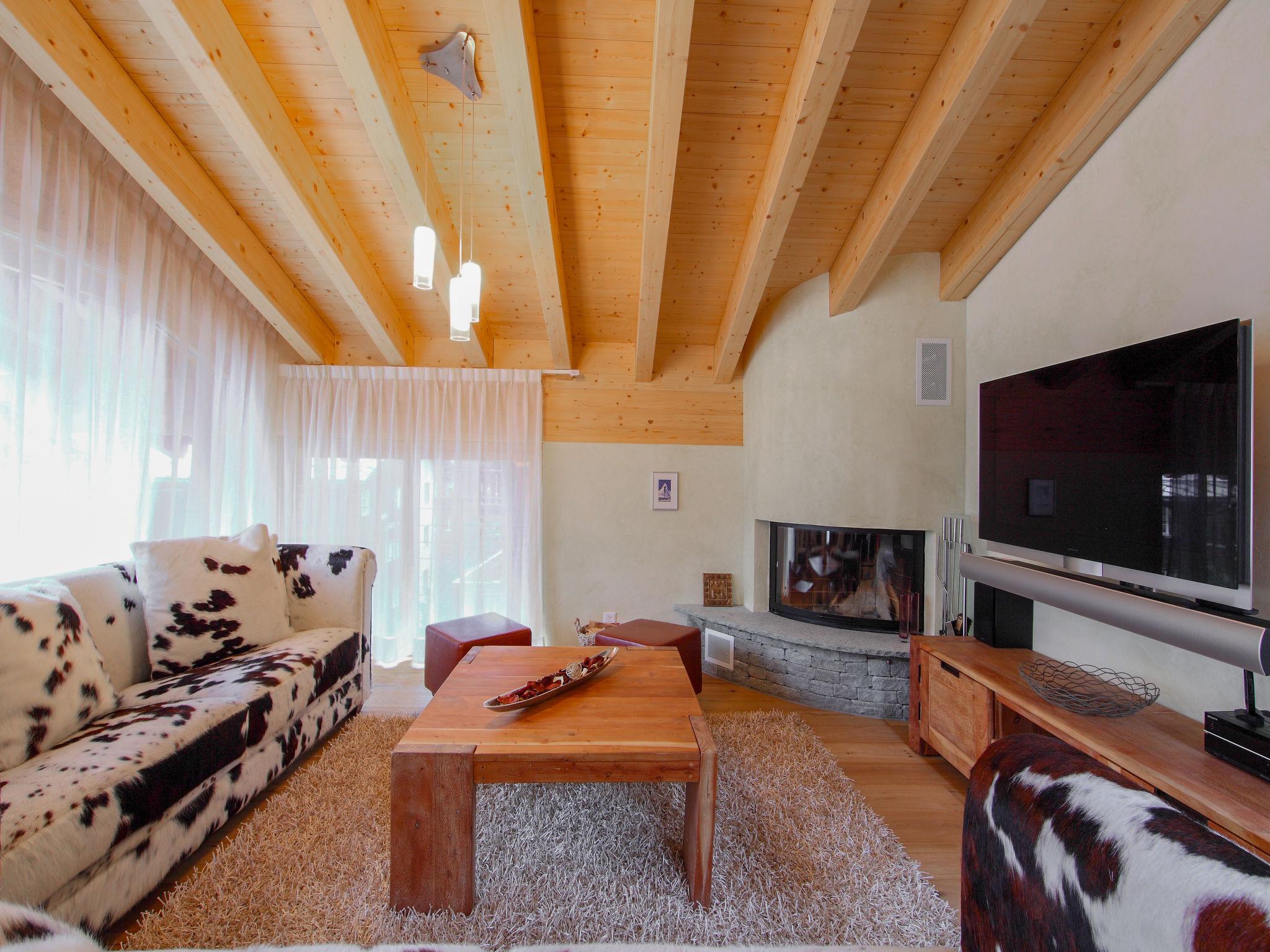 Photo 11 - 3 bedroom Apartment in Zermatt with sauna and mountain view