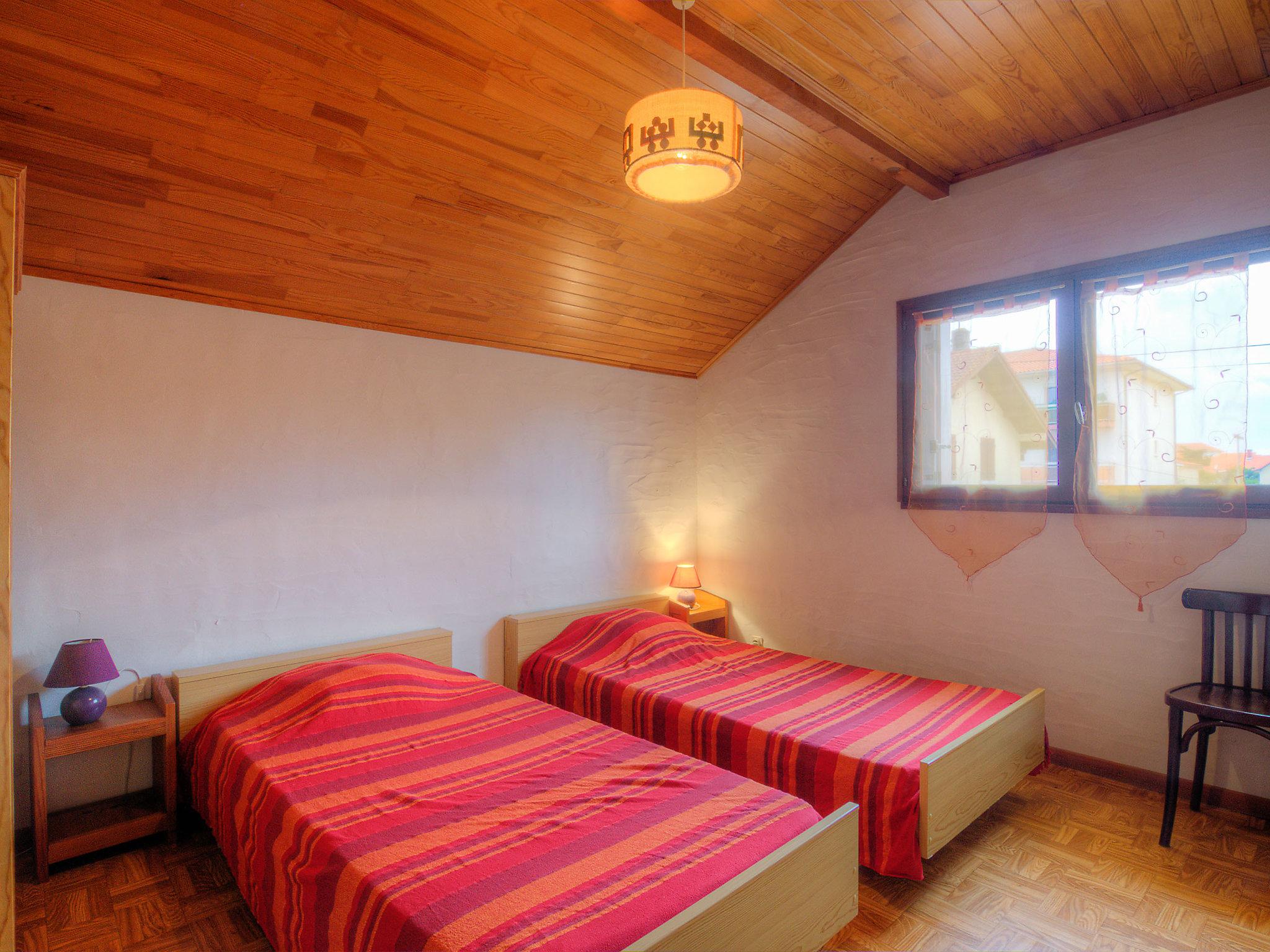 Foto 11 - Casa con 2 camere da letto a Mimizan con terrazza