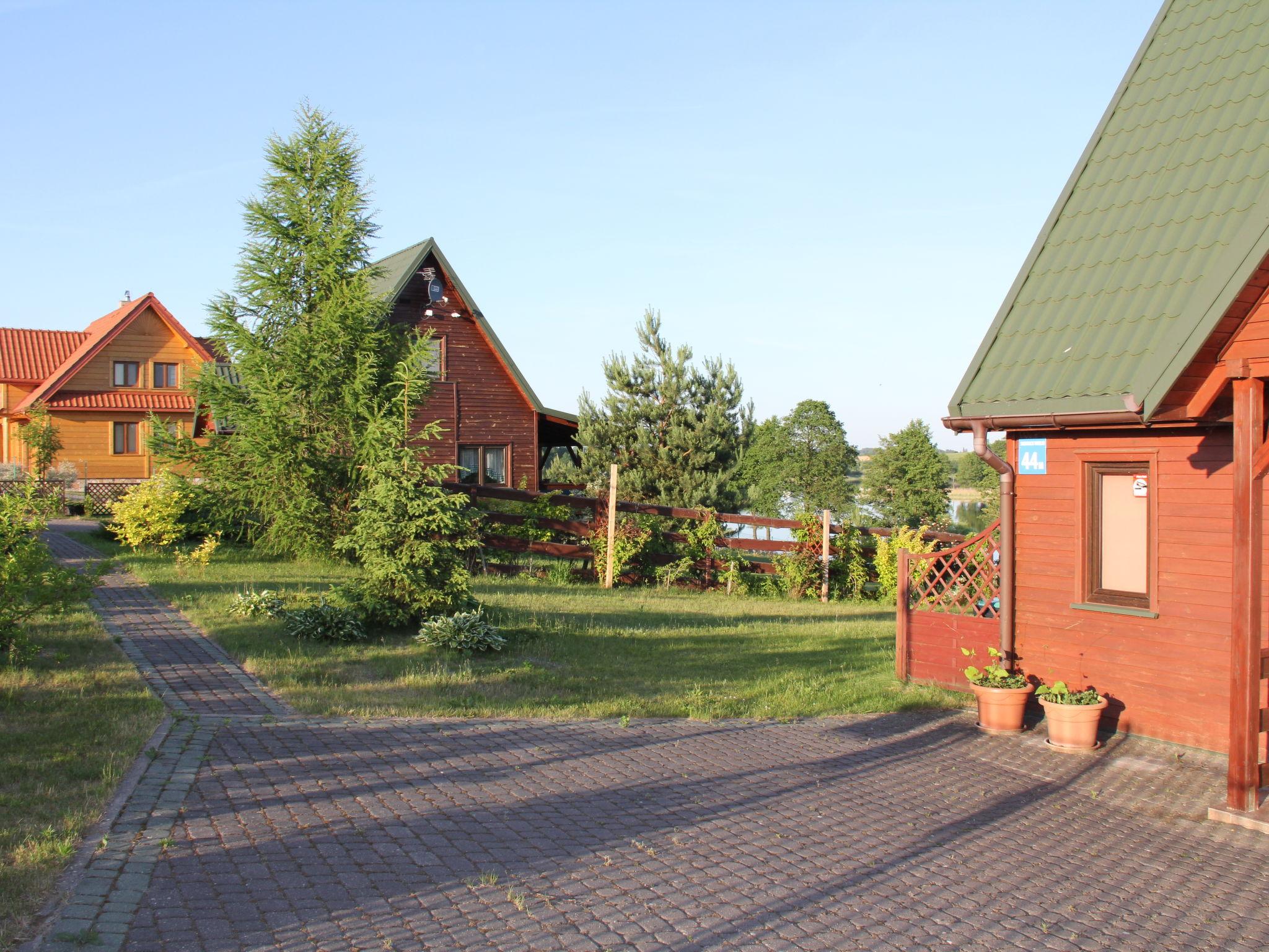 Foto 4 - Casa de 3 quartos em Stare Juchy com jardim e terraço