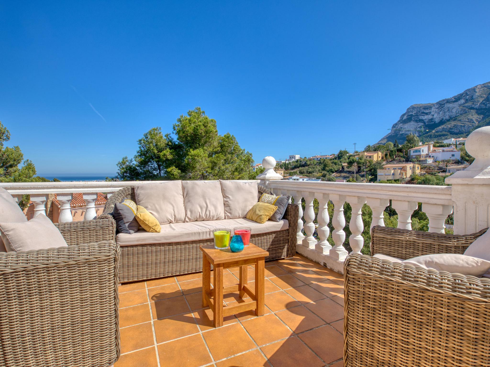 Foto 47 - Casa de 7 quartos em Dénia com piscina privada e vistas do mar