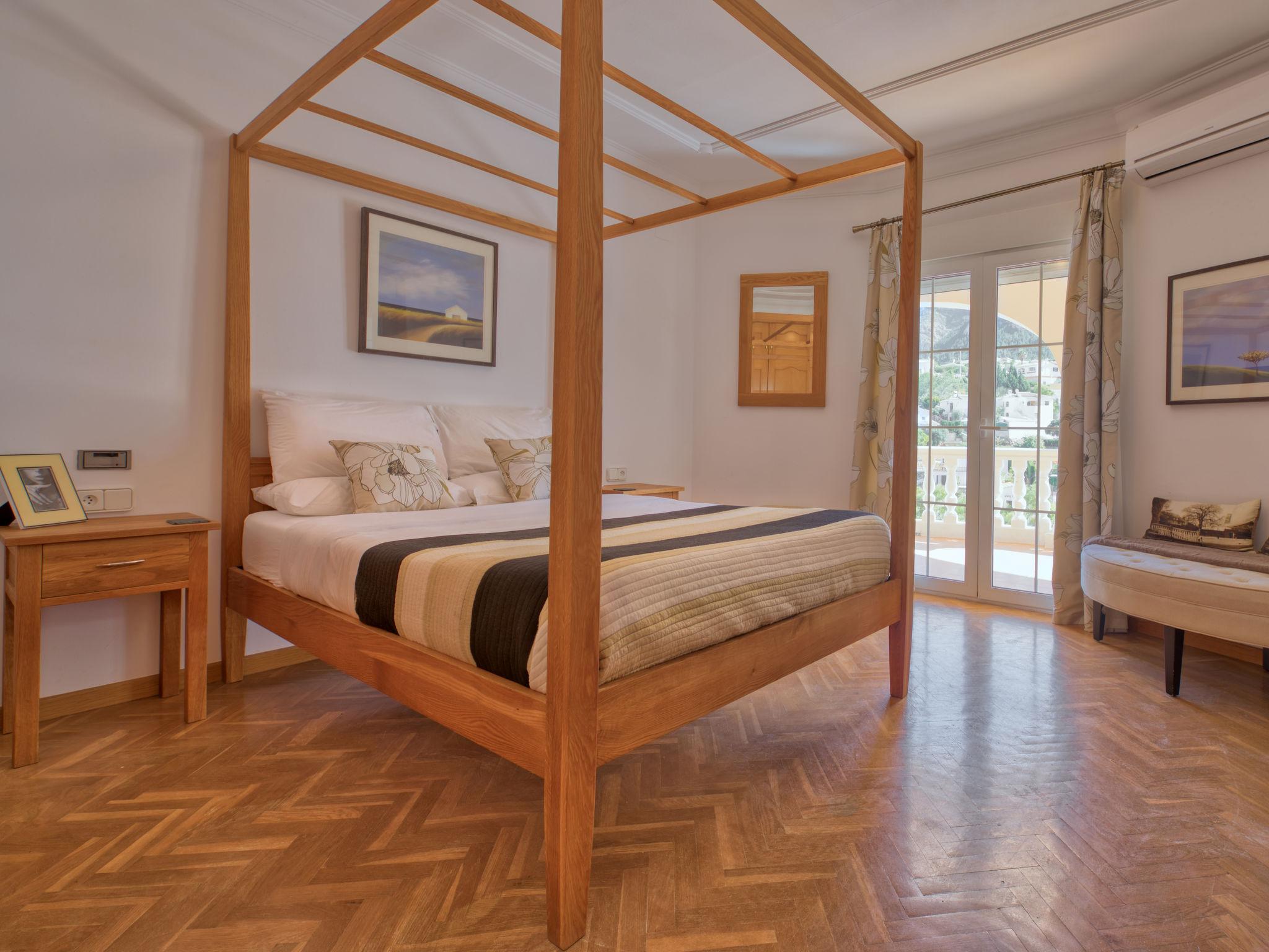 Foto 16 - Casa con 7 camere da letto a Dénia con piscina privata e vista mare