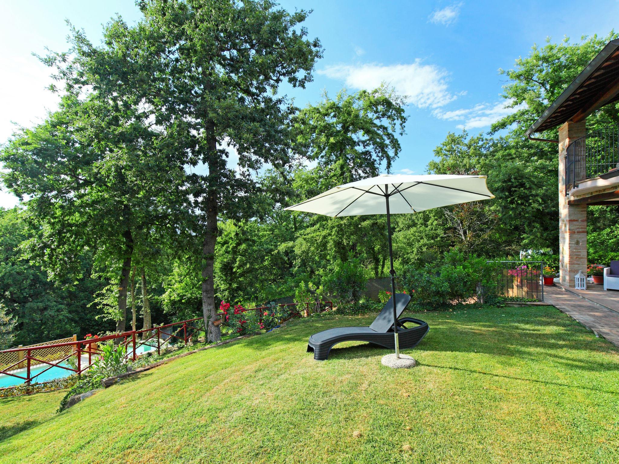 Photo 23 - Maison de 3 chambres à Magione avec piscine privée et jardin