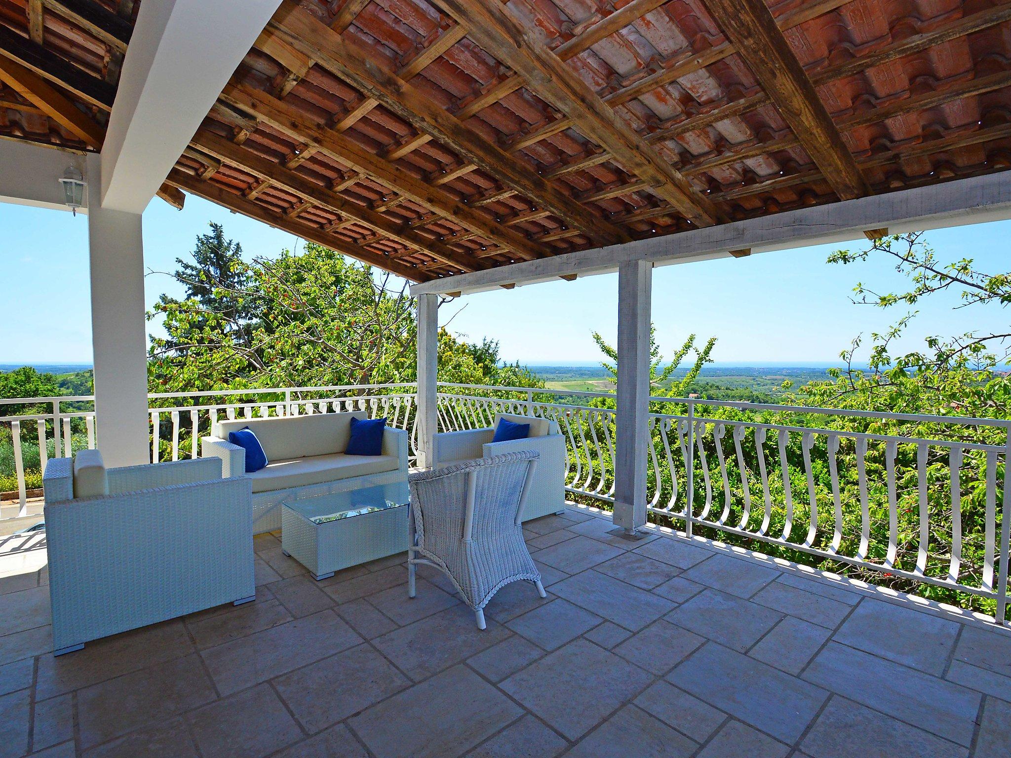 Photo 27 - 5 bedroom House in Buje with private pool and sea view