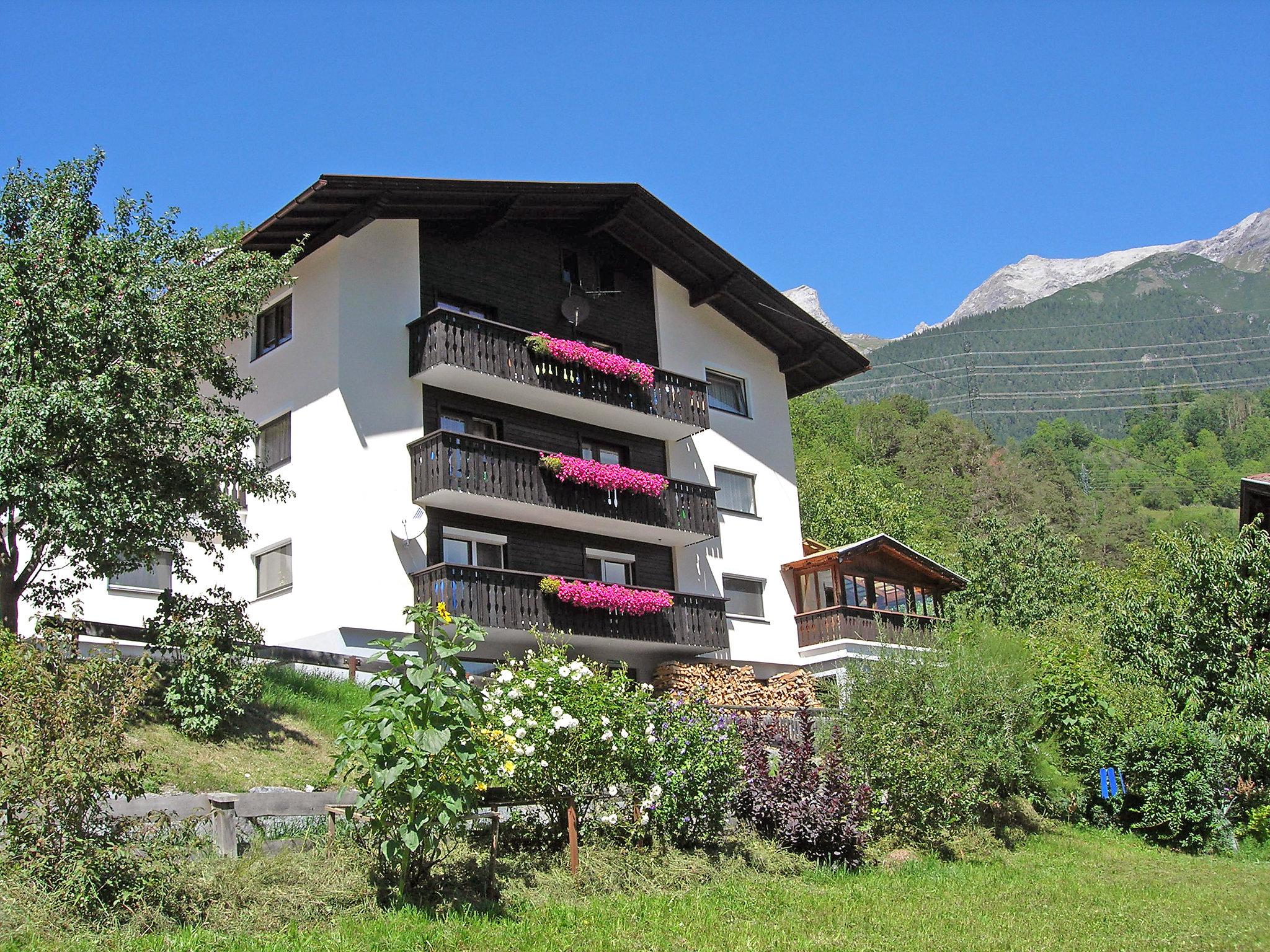 Photo 1 - 4 bedroom Apartment in Pians with terrace and mountain view