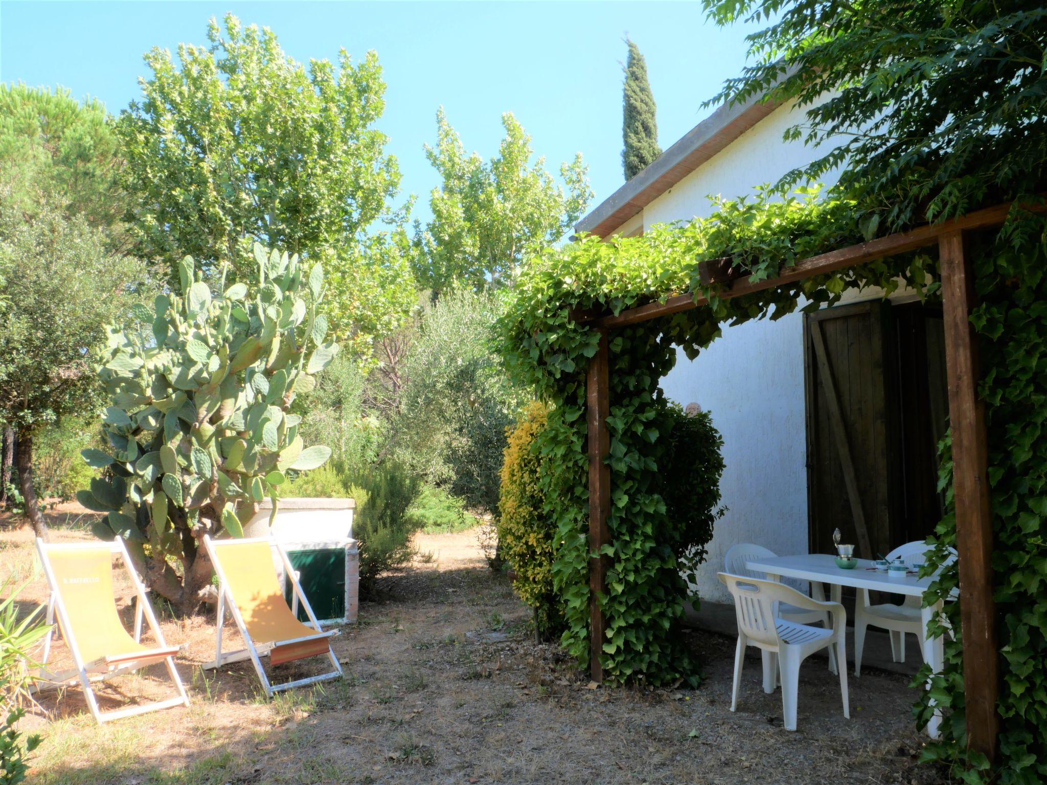 Photo 1 - Maison de 1 chambre à Grosseto avec jardin