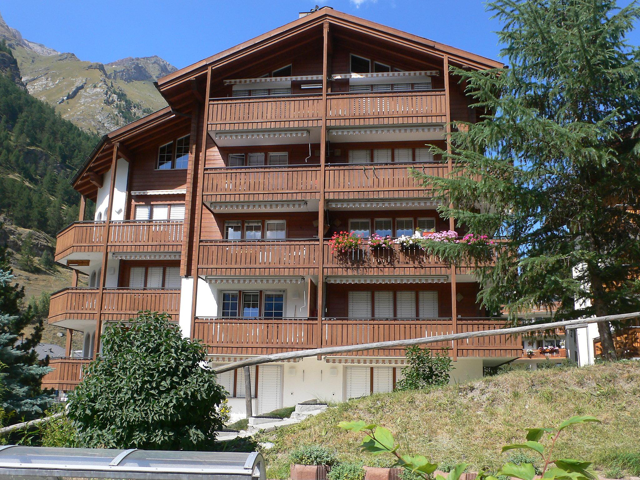 Foto 6 - Apartment mit 4 Schlafzimmern in Zermatt mit sauna und blick auf die berge