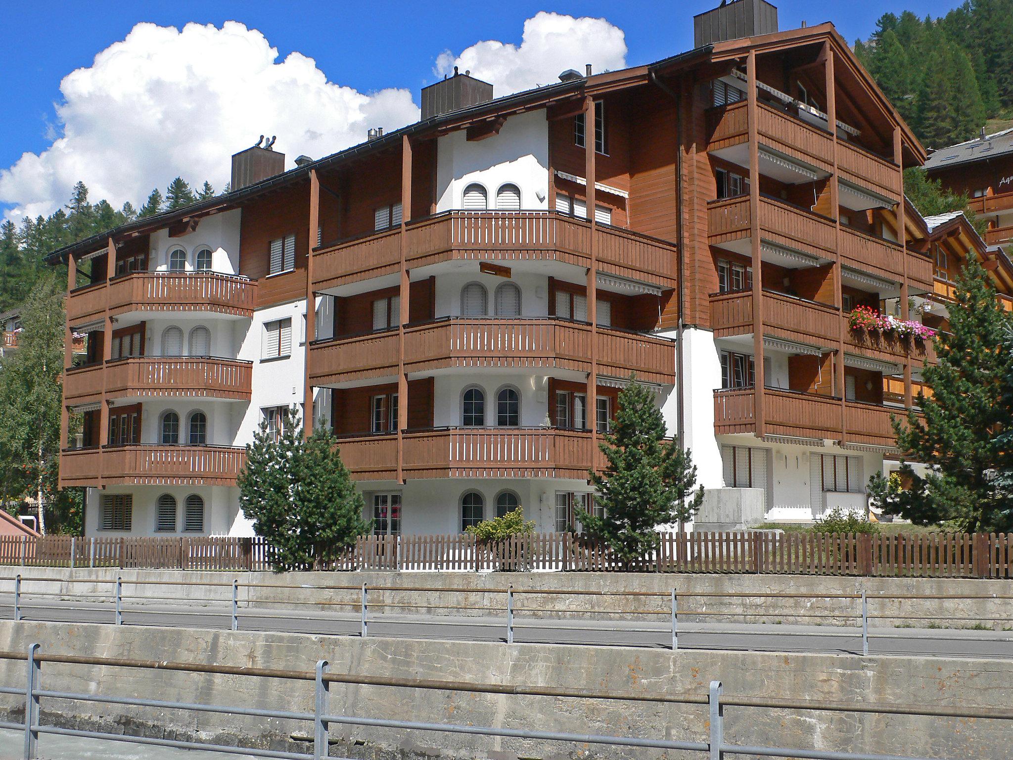 Foto 16 - Apartment mit 4 Schlafzimmern in Zermatt mit sauna und blick auf die berge