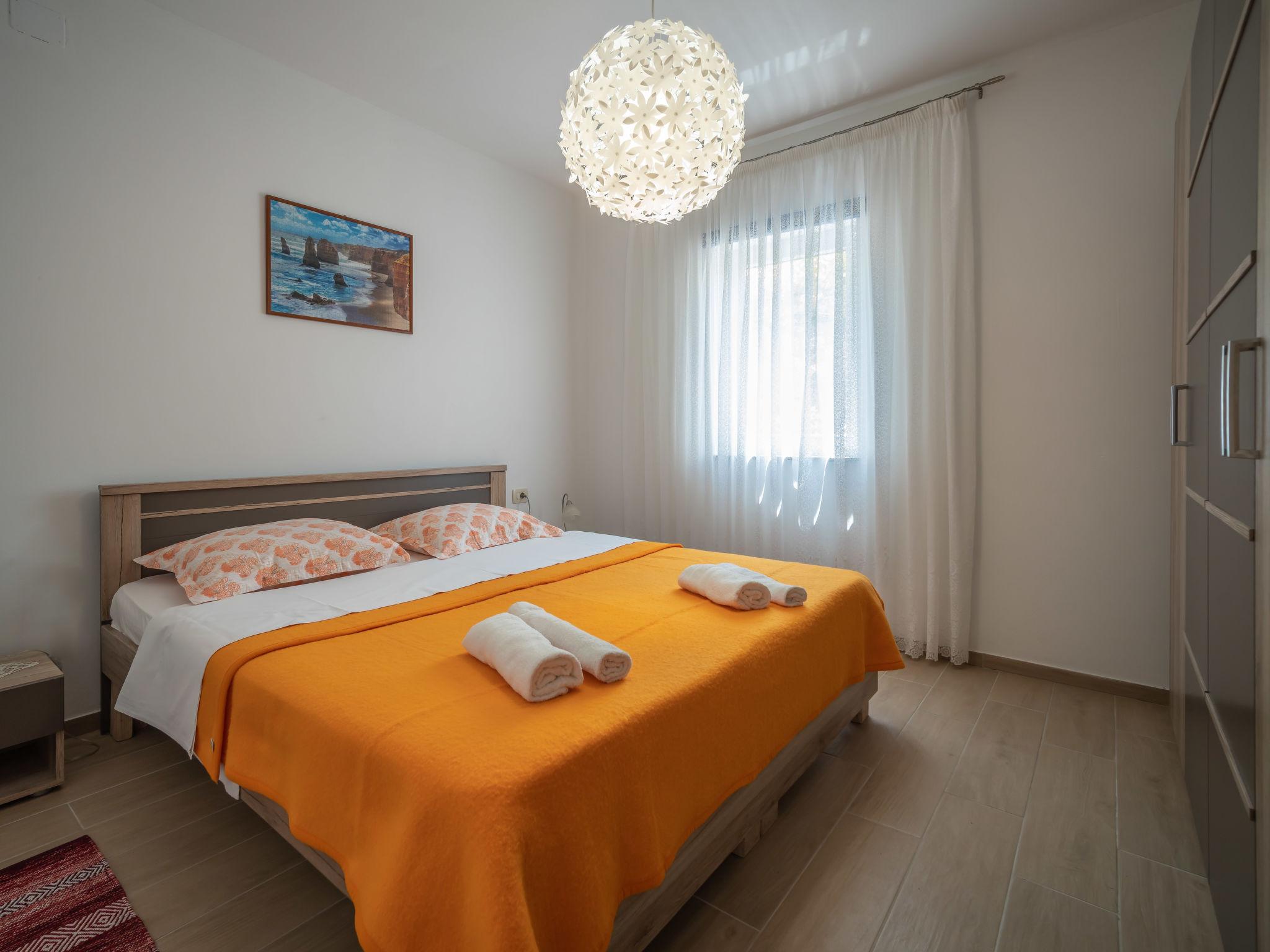 Foto 5 - Apartment mit 2 Schlafzimmern in Crikvenica mit terrasse