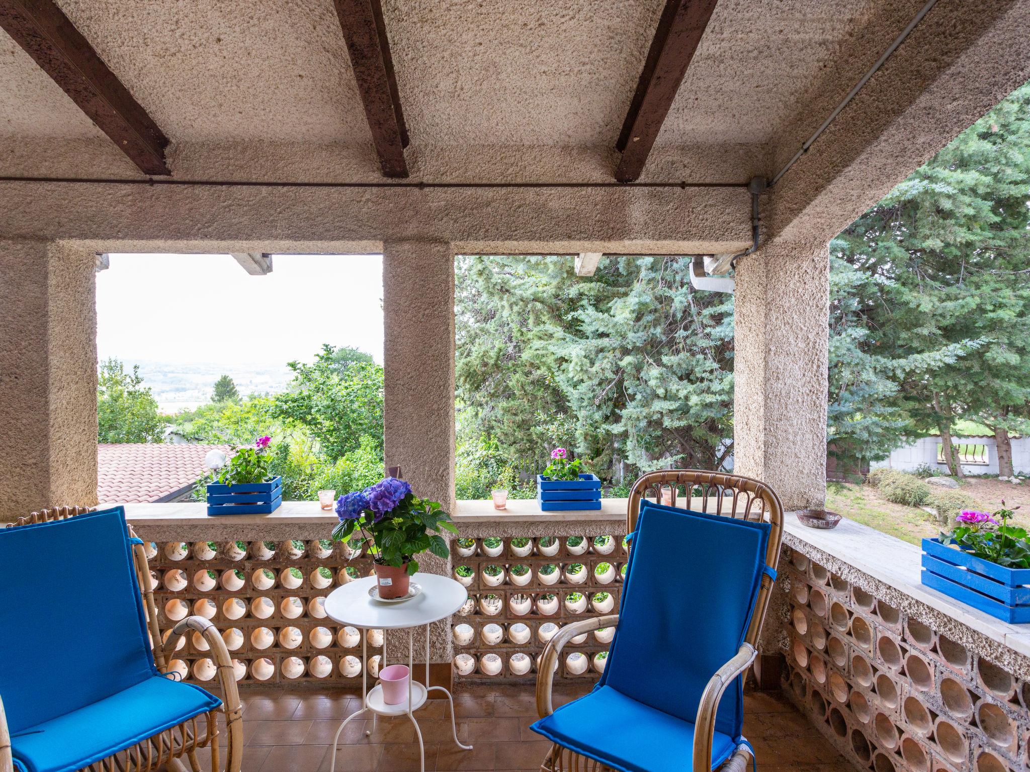 Foto 23 - Casa de 3 habitaciones en Rosciano con jardín y vistas al mar