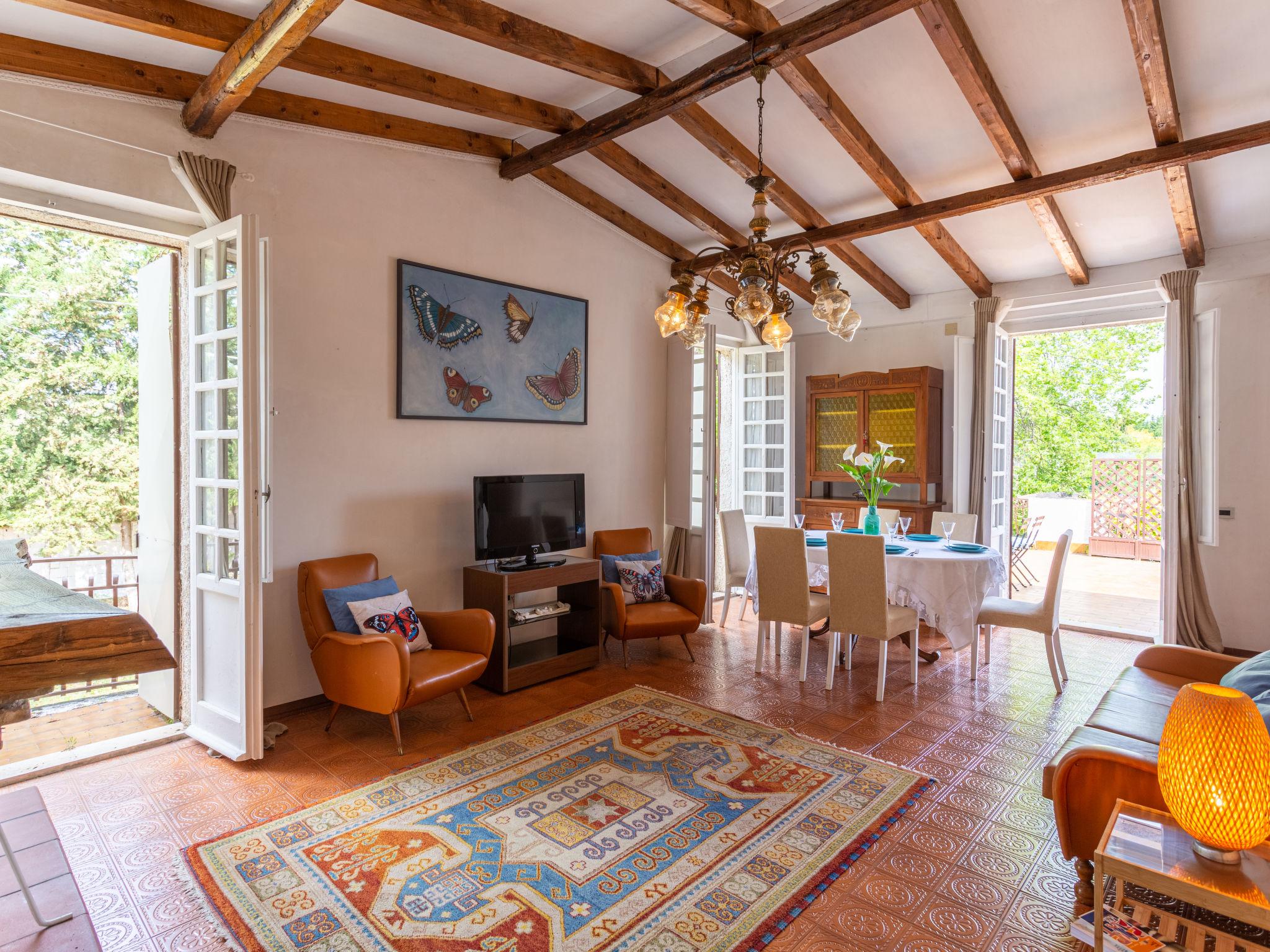 Foto 4 - Casa de 3 quartos em Rosciano com jardim e vistas do mar