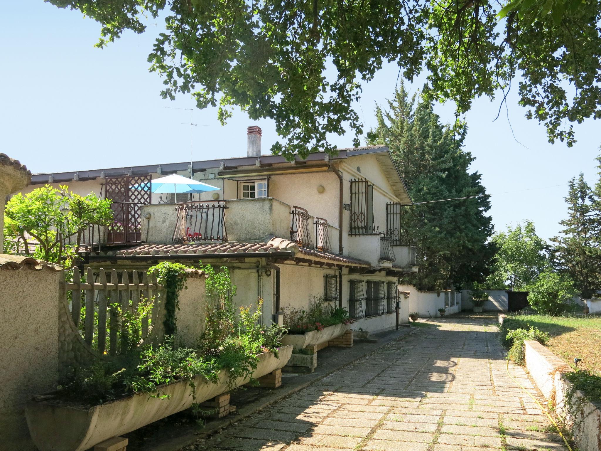 Foto 26 - Casa con 3 camere da letto a Rosciano con giardino e vista mare