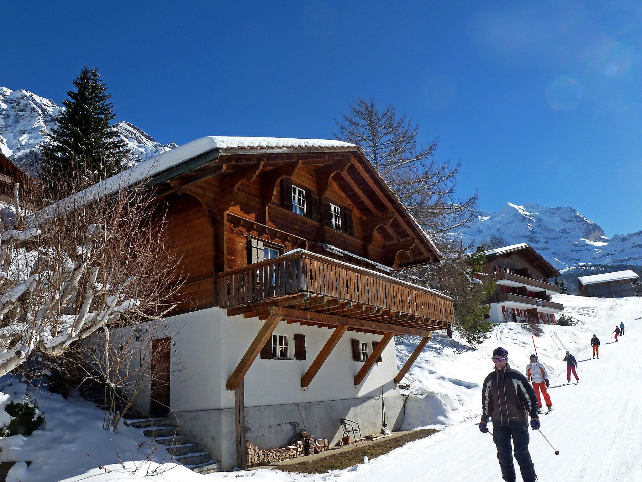 Photo 21 - Maison de 3 chambres à Lauterbrunnen avec terrasse et vues sur la montagne