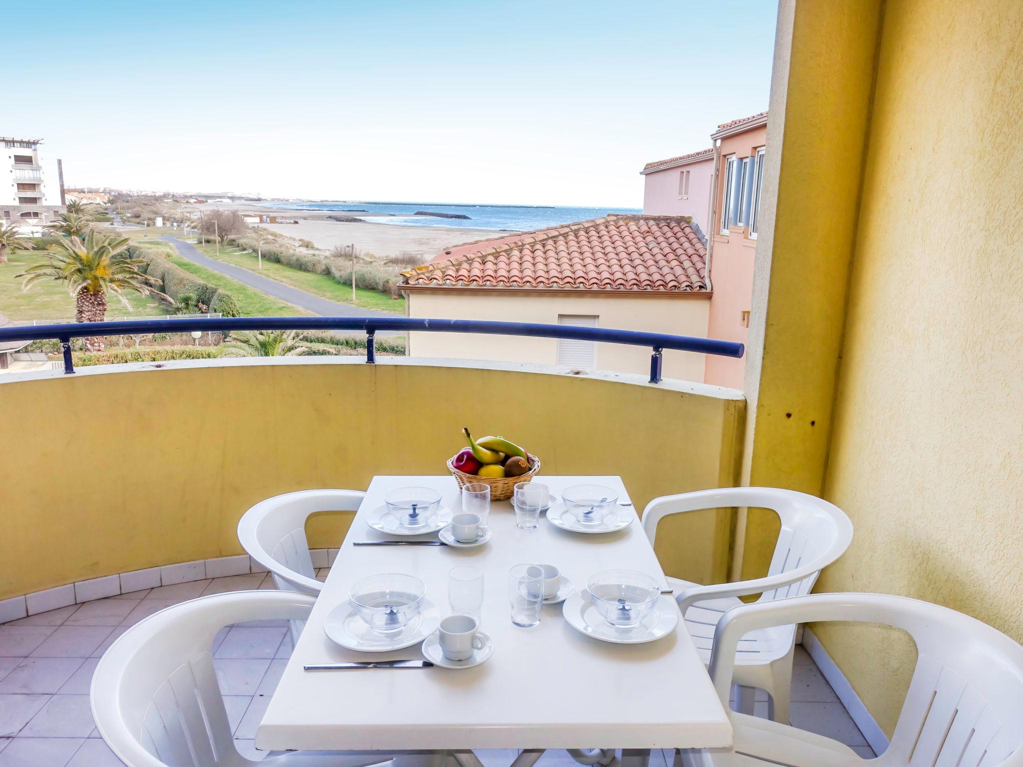 Foto 1 - Apartamento de 2 quartos em Agde com piscina e vistas do mar
