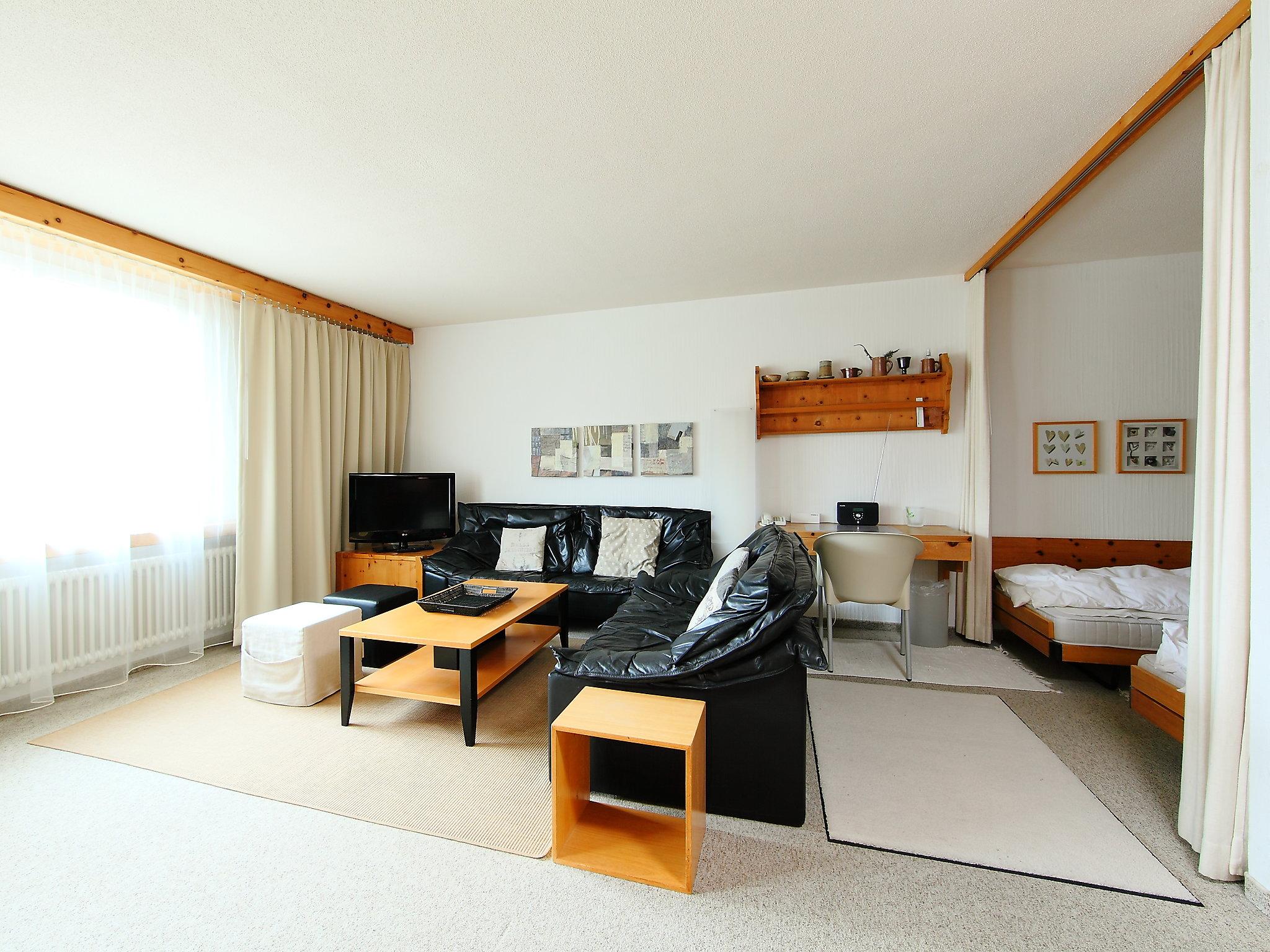 Foto 7 - Apartamento de 1 quarto em Davos com piscina e vista para a montanha