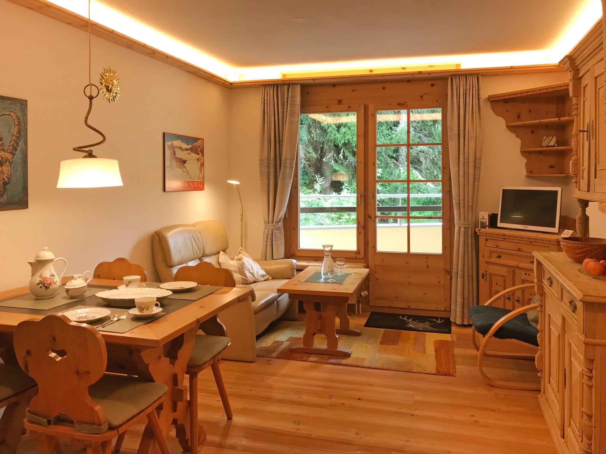 Photo 1 - Appartement en Sils im Engadin/Segl avec vues sur la montagne