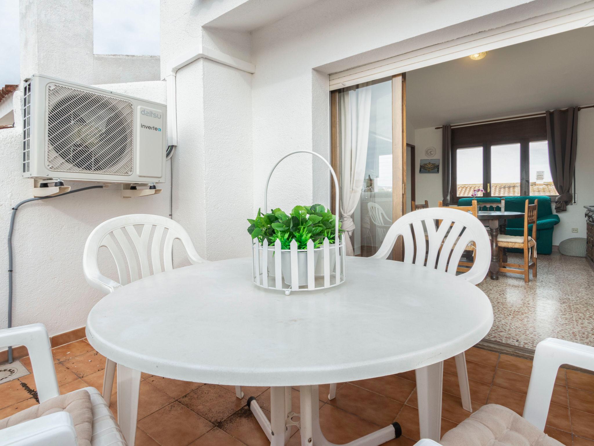 Foto 6 - Apartamento de 2 habitaciones en Torredembarra con terraza y vistas al mar