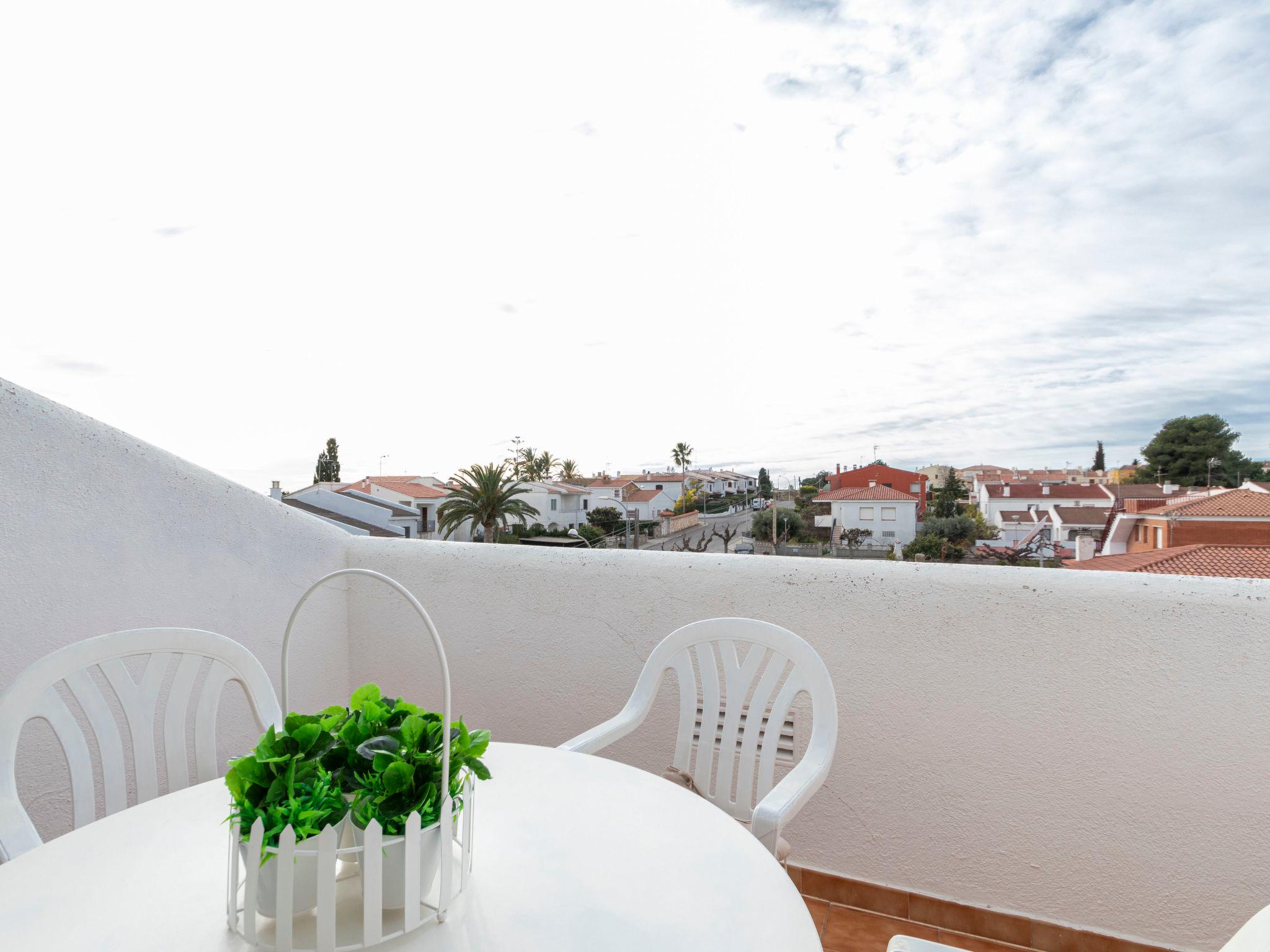 Photo 1 - Appartement de 2 chambres à Torredembarra avec terrasse et vues à la mer