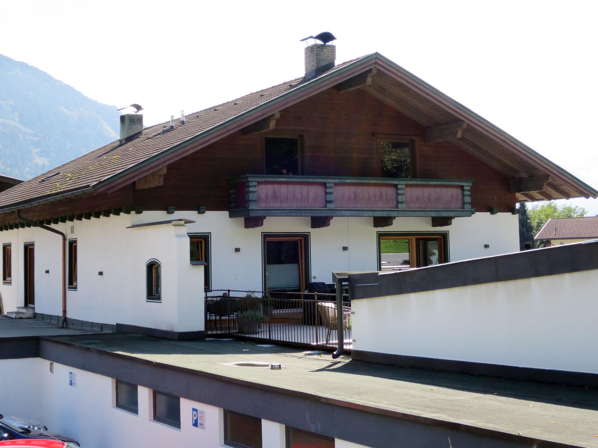 Photo 29 - Appartement de 4 chambres à Fügen avec terrasse et vues sur la montagne