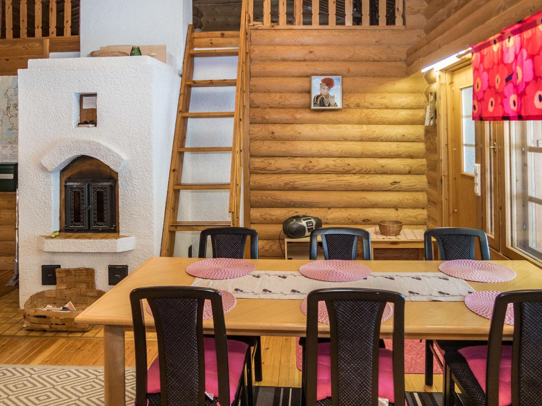 Foto 9 - Casa de 4 habitaciones en Kuusamo con sauna y vistas a la montaña