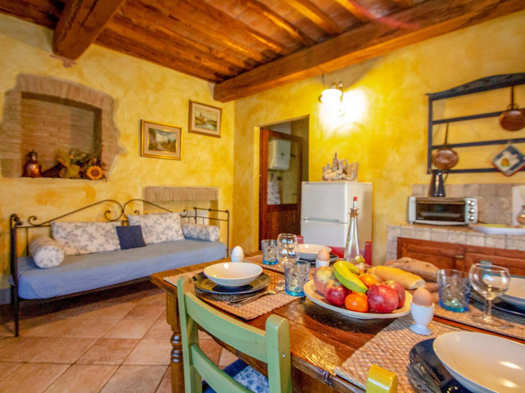 Foto 8 - Apartamento de 2 quartos em Castellina in Chianti com piscina e jardim